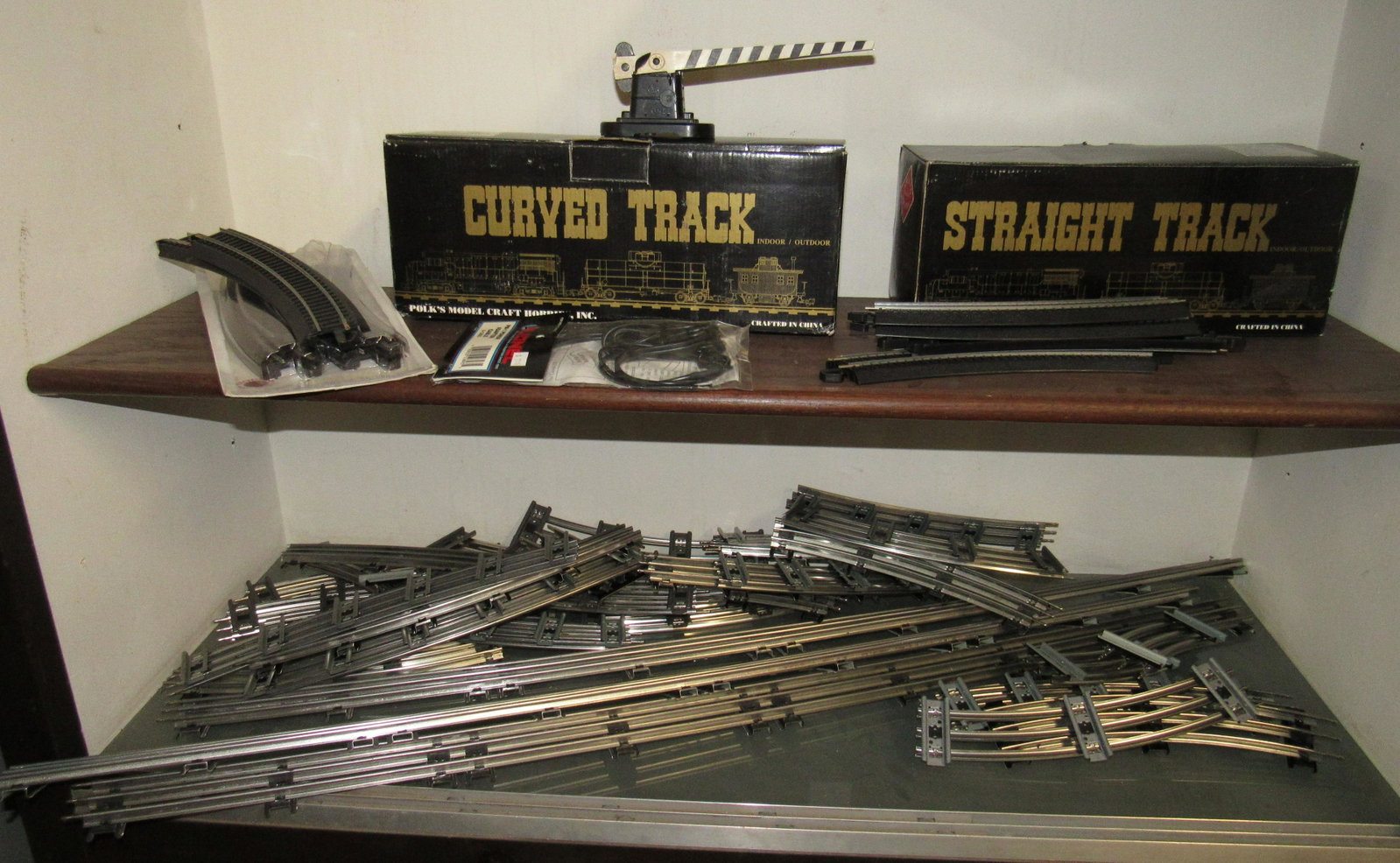 Polks Model Craft Curved & Straight Track: Getting all pictured