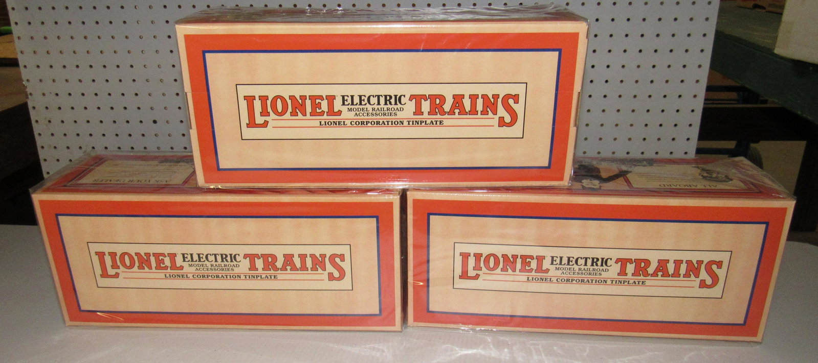 Lionel No. 214 Armored Car Set New in Box !: Original boxes are still sealed in plastic !