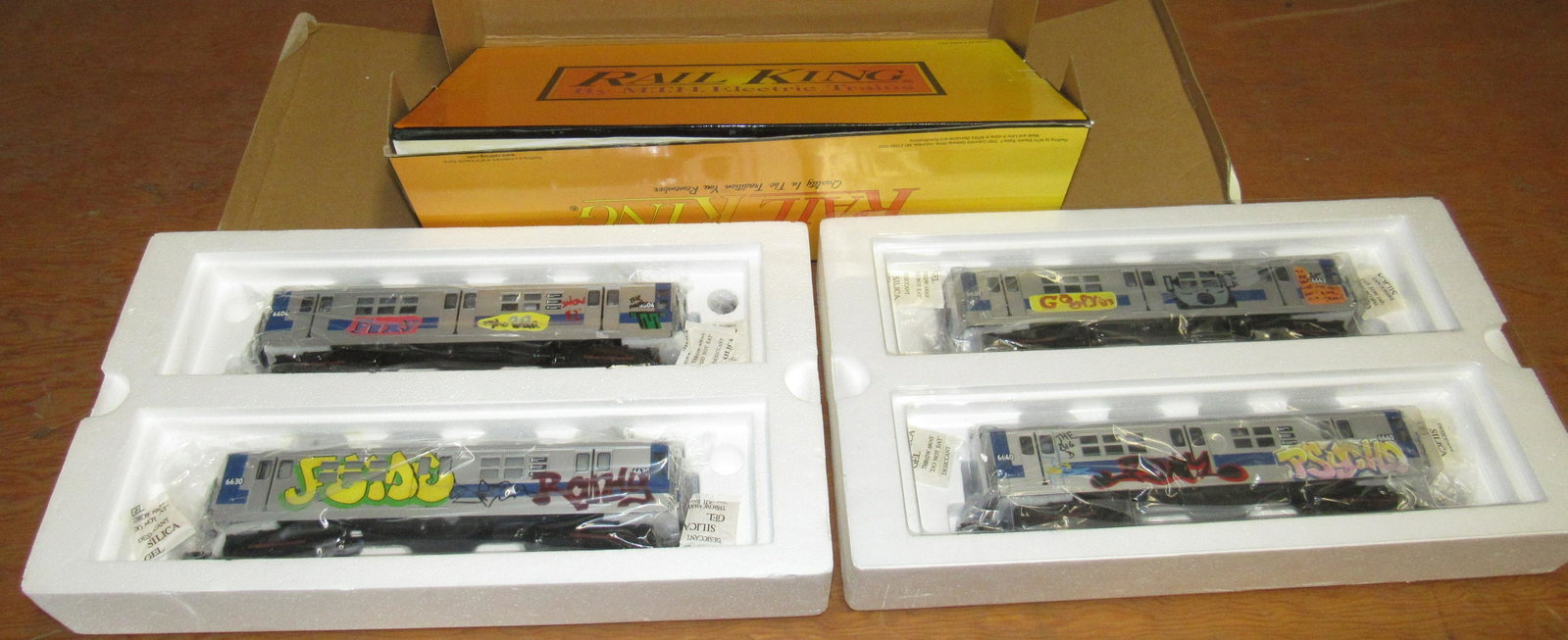 Rail King R-17 4 Car Subway Set NEW in Box !: MTH # 30-2391-1