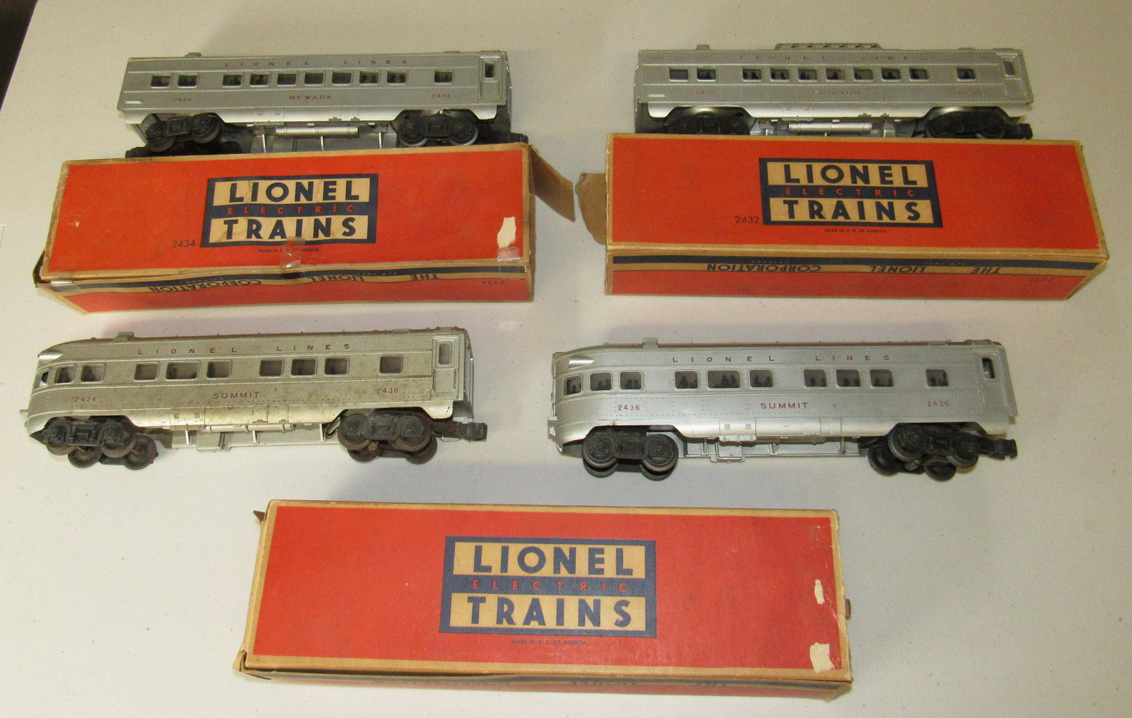Lionel 2434 2436 2432 Passenger Cars: Getting all pictured