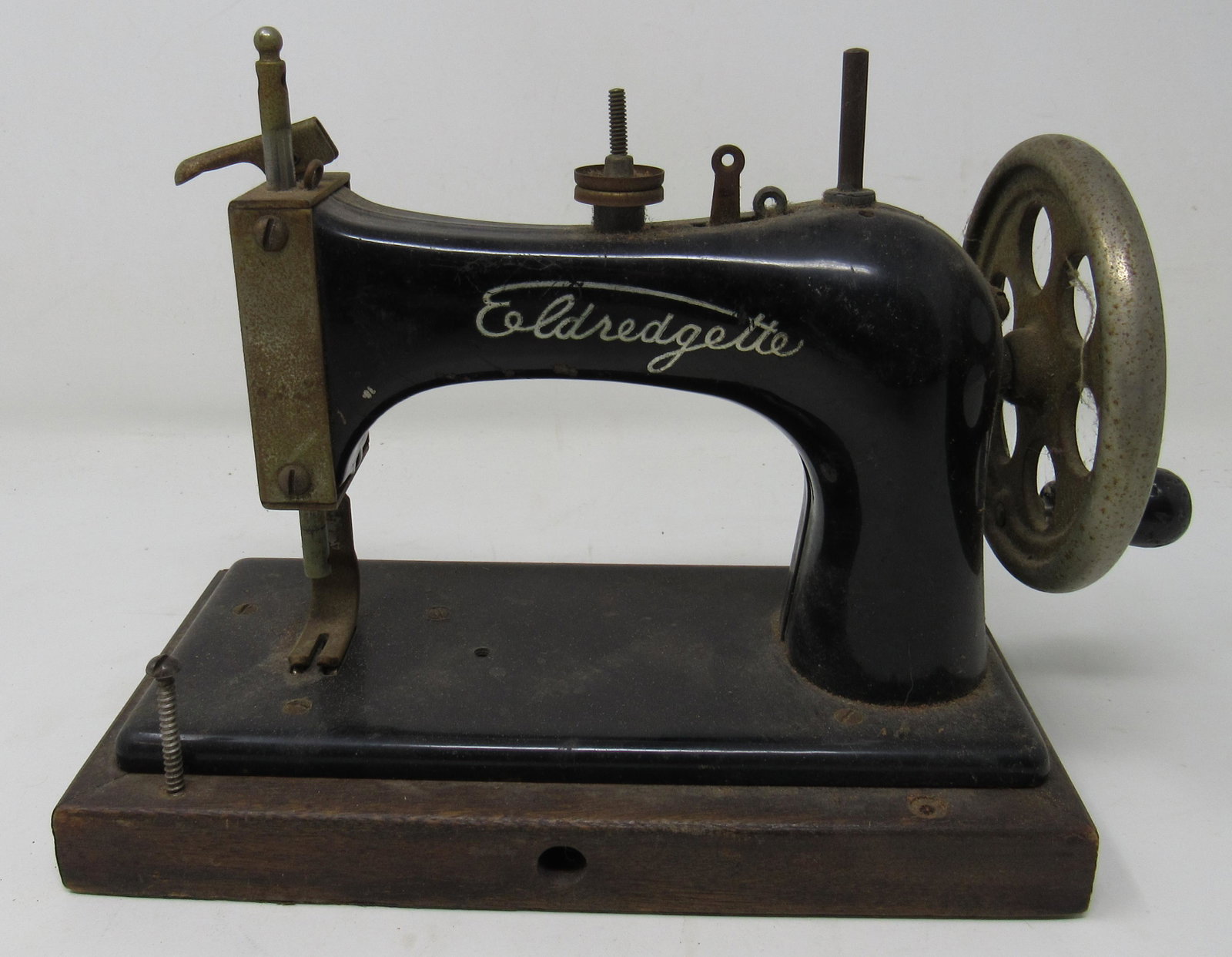 Eldredgette Childs Sewing Machine: Approx 9" long and 6 1/2" tall.