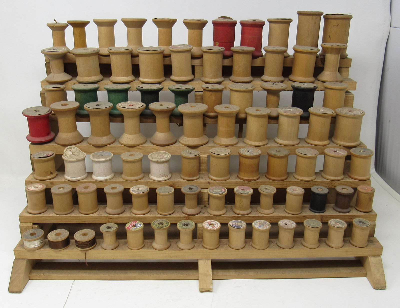 Spool Shelf and Spools: Approx 9 3/4" x 18" x 10" tall