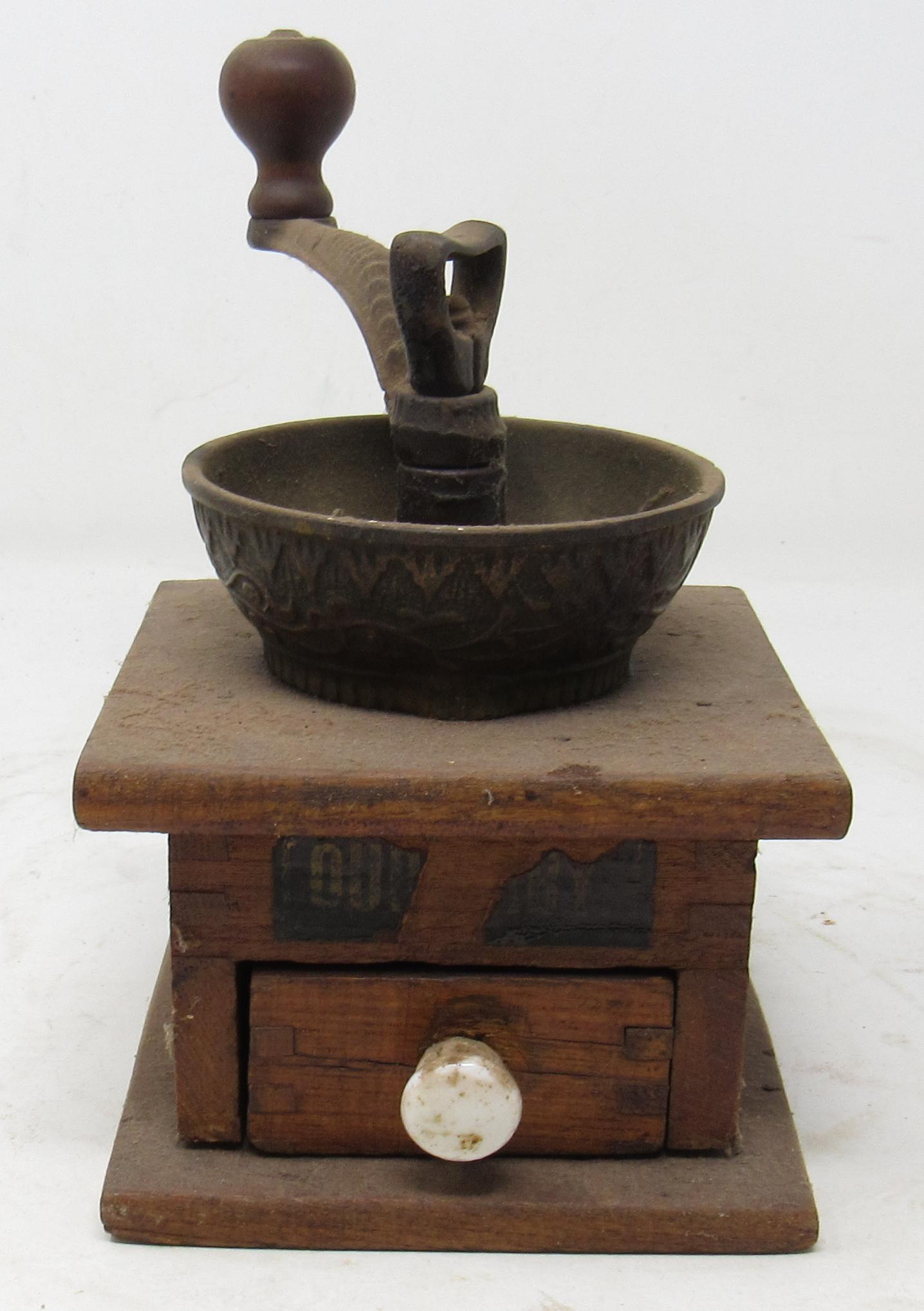 Small Lap Top Coffee Grinder: Approx 4" x 4" x 6 1/4" tall