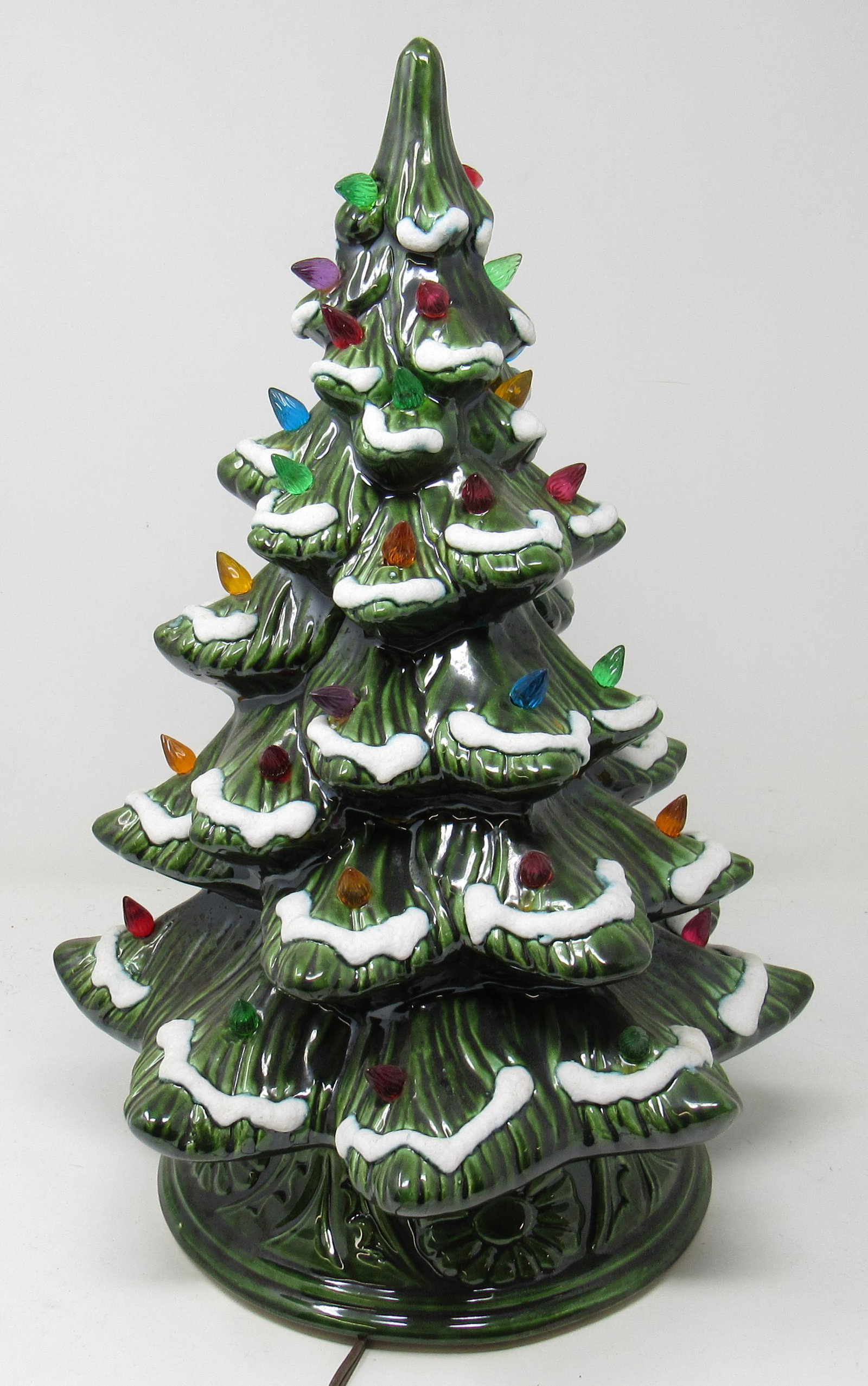 Vintage 17" Ceramic Christmas Tree: Apprx 17" tall