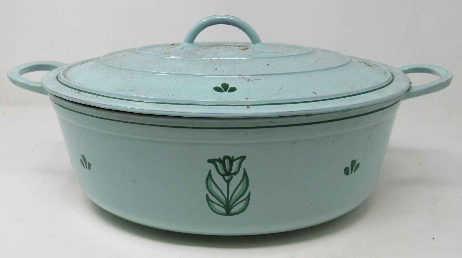 DRU Enameled Dutch Oven Casserole Pan Ashtray: Casserole is approx 9 1/2" x 15 1/2" x 4 3/4" tall