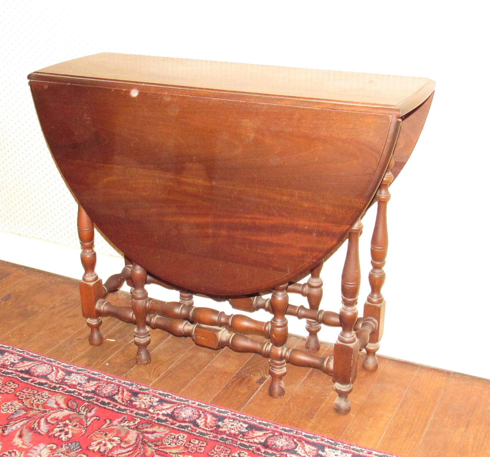 Gate Leg Drop Leaf Table: Approx 12 1/2" ( as pictured) x 36" x 29 1/2" tall
