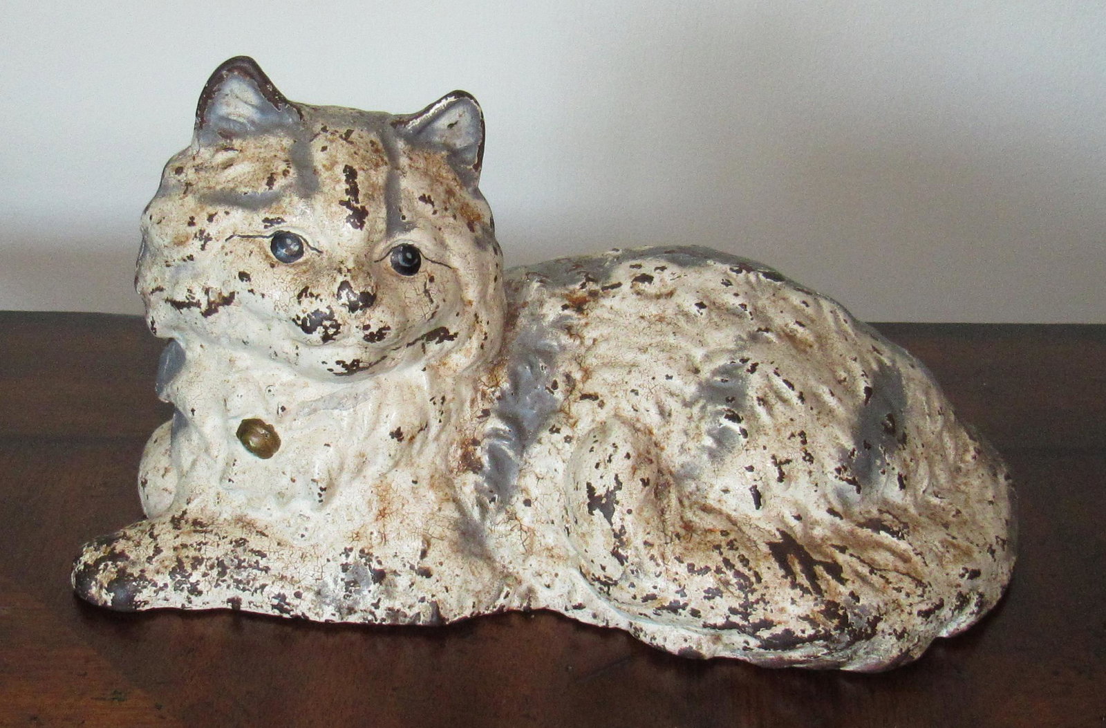 Cast Iron Cat Doorstop: Approx 10" long and 5 1/2" tall