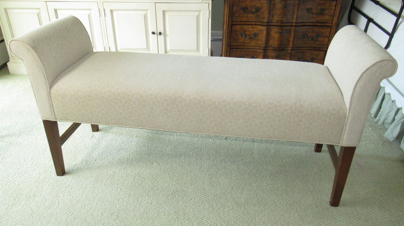 Accent Arm Roll Bench: Apprx 19" x 58 1/2" x 28" tall.