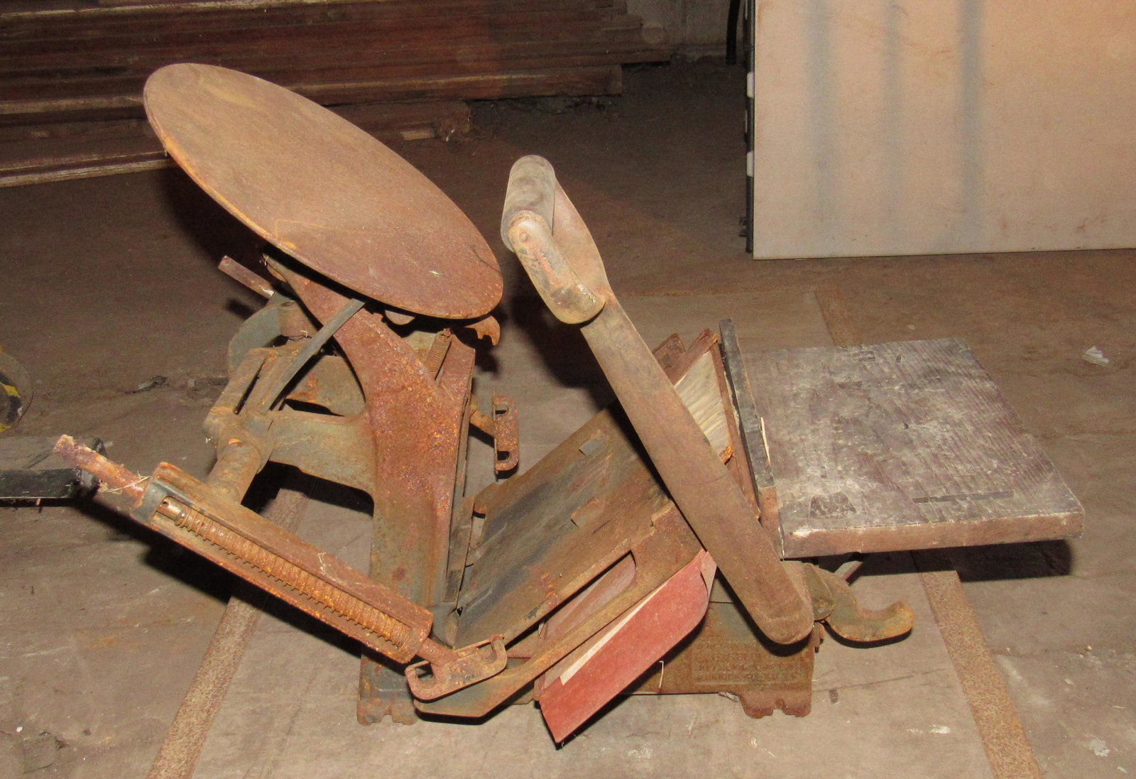 Kelsey Mercury Model 6x10 Excelsior Printing Press: Printing press