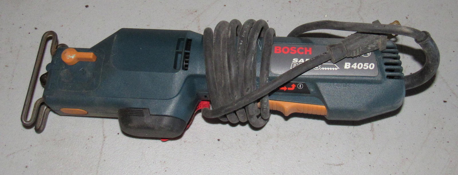 Bosch B4050 Sabre Plus In Line Jigsaw: Jig Saw