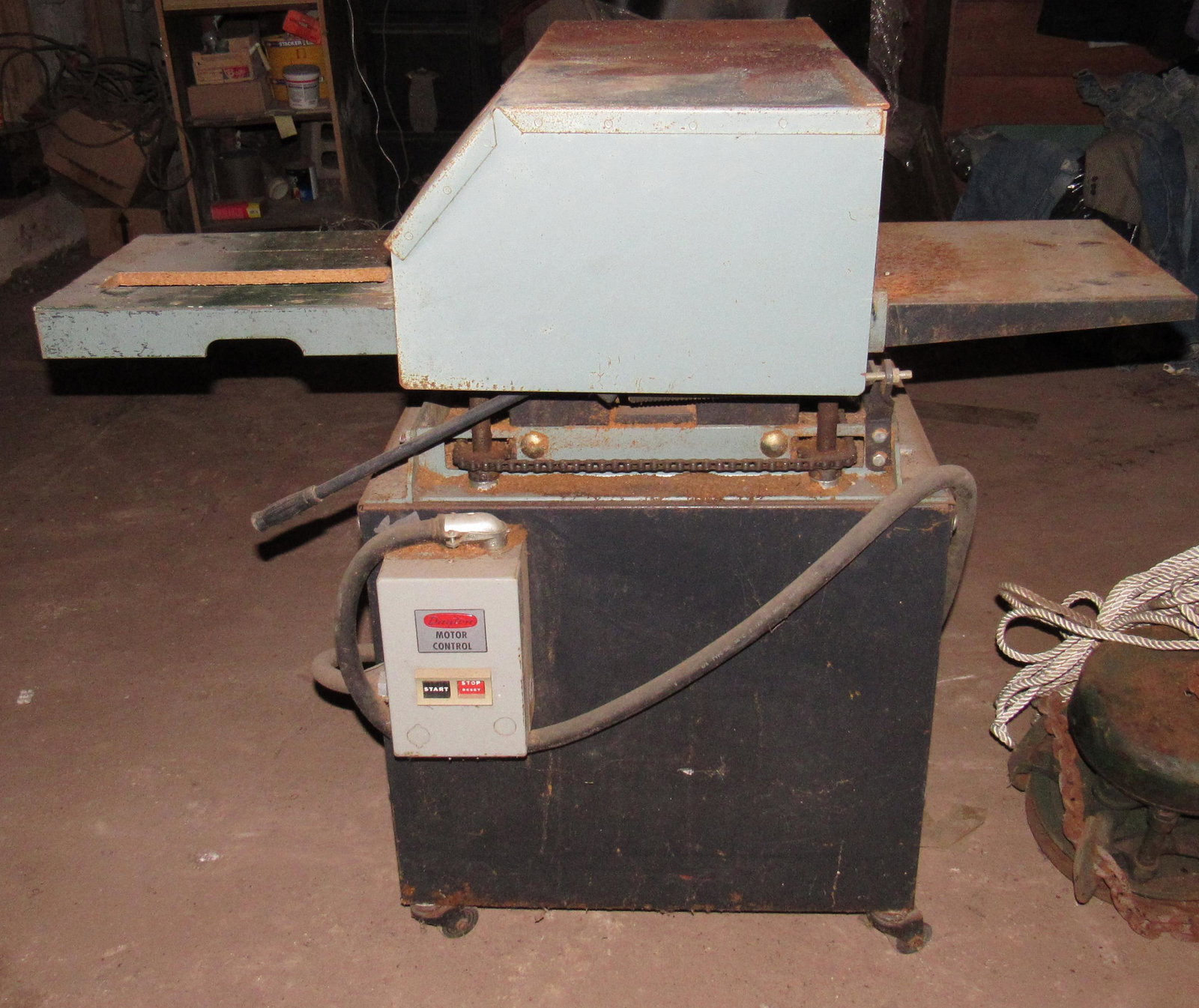 Belsaw Planer: Takes approx 12" wide board