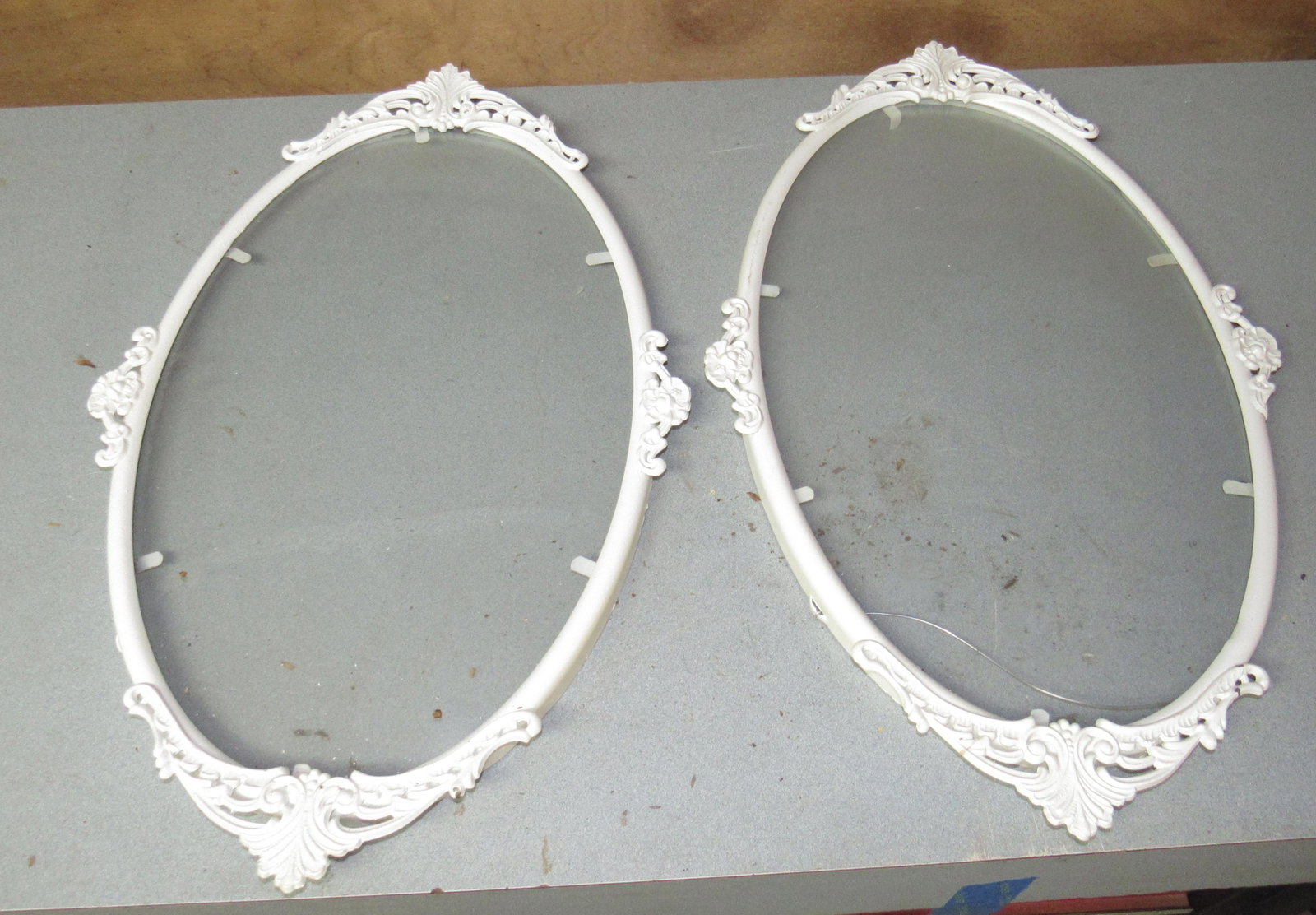 Convex Picture Frames: Approx 13 1/2" x 22 1/4". Frame is made of tin / metal