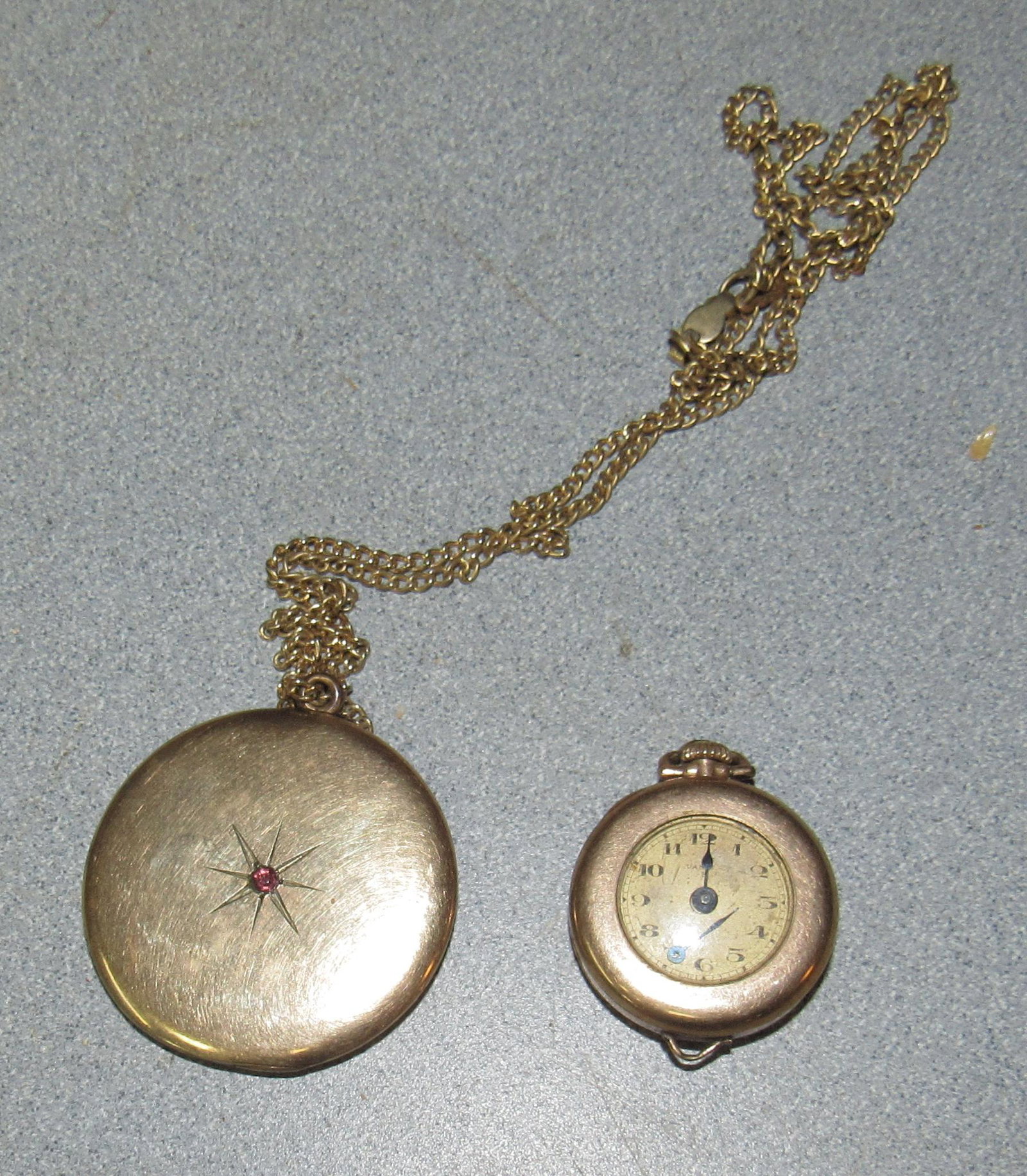 Locket & Vanity Womans Watch: Watch is approx 1" in diameter