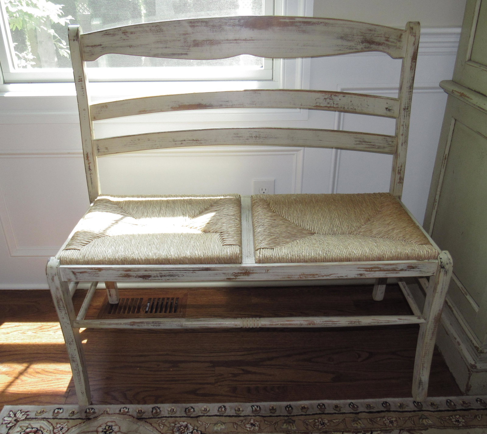 Settee w/ Rush Seat Buying & Design Italy: Approx 17" x 39"