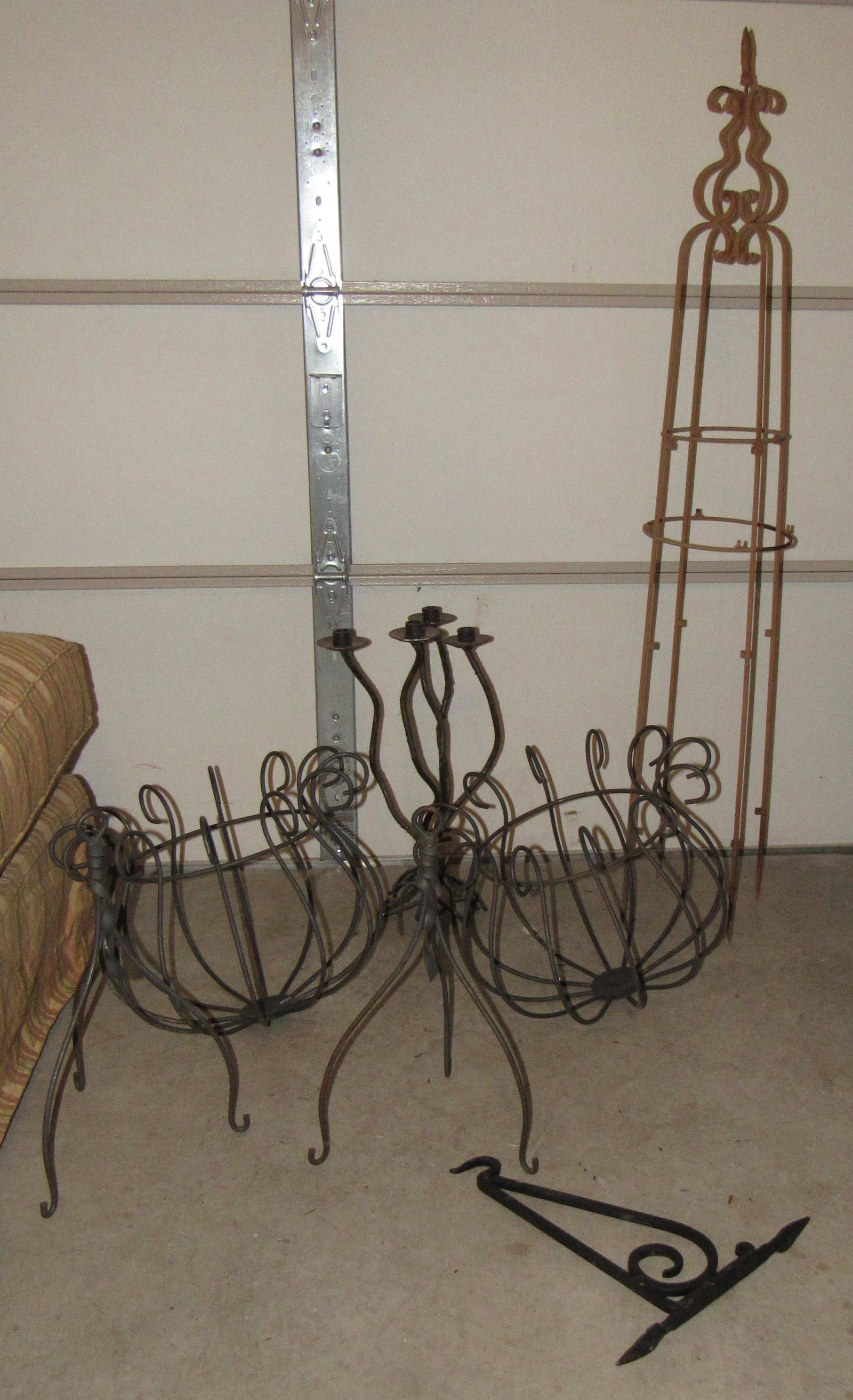 Metal Candle Holder Plant Holders Yard DÃ©cor: Tallest is approx 53" tall