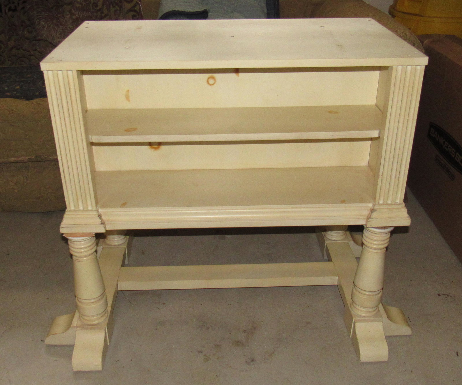 Table: Approx 36" x 54" x 34"