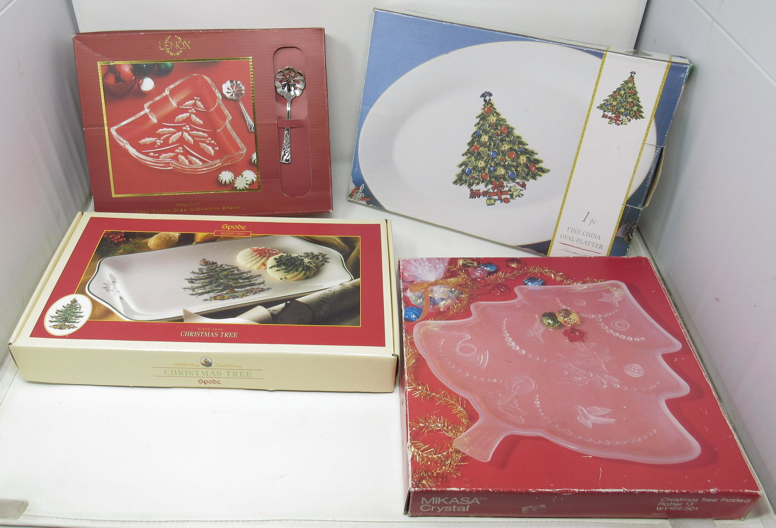 Spode Lenox Mikasa Christmas Platters: Getting all pictured