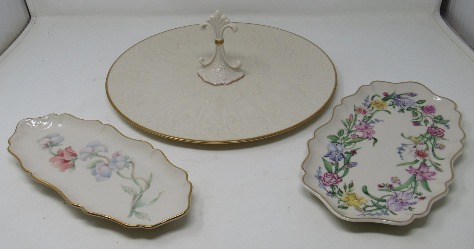 Lenox Cake Platter Candy Tray: Cake Platter is approx 12 1/2" in diameter.
