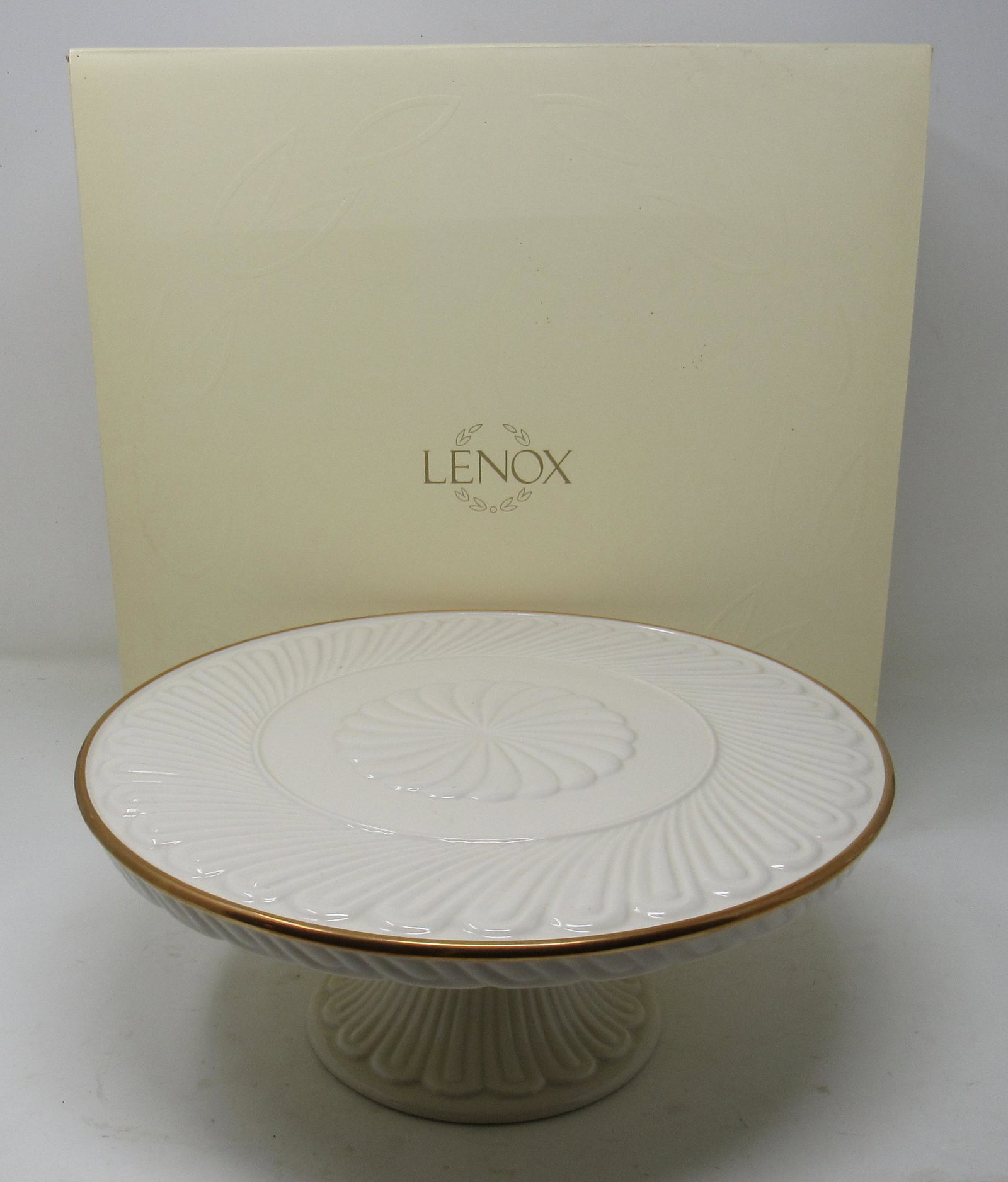 Lenox House Warming Cake Plate: Approx 11" in diameter and 4 1/2" tall