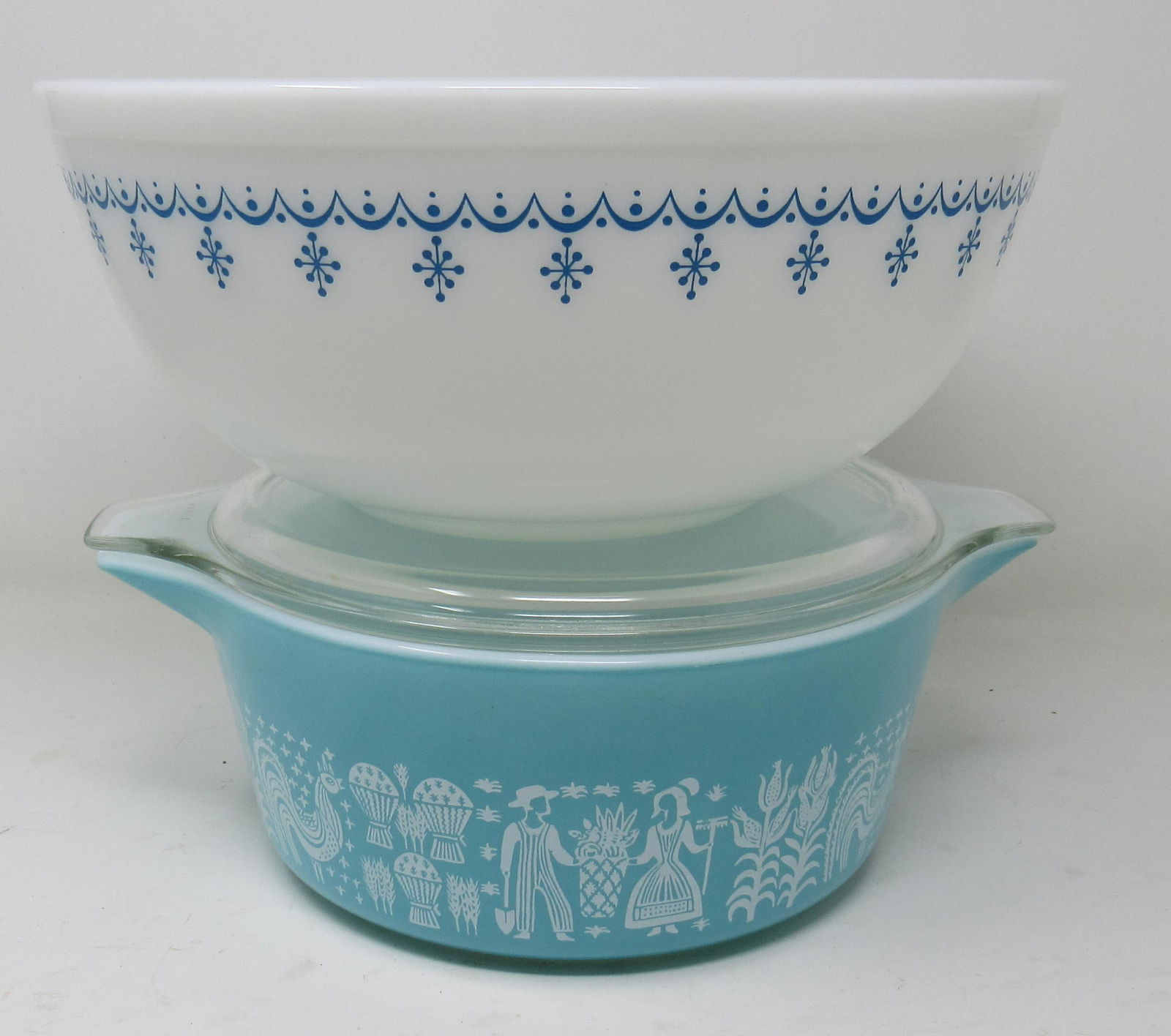 Pyrex Mixing Bowl and 2 1/2 Quart Casserole: Mixing bowl is approx 10 1/4" in diameter and 4 1/2" tall