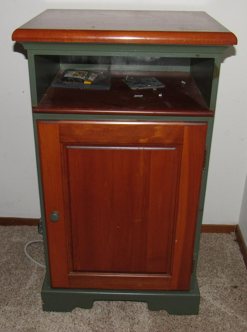 Night Stand: Approx 16" x 20" x 34"