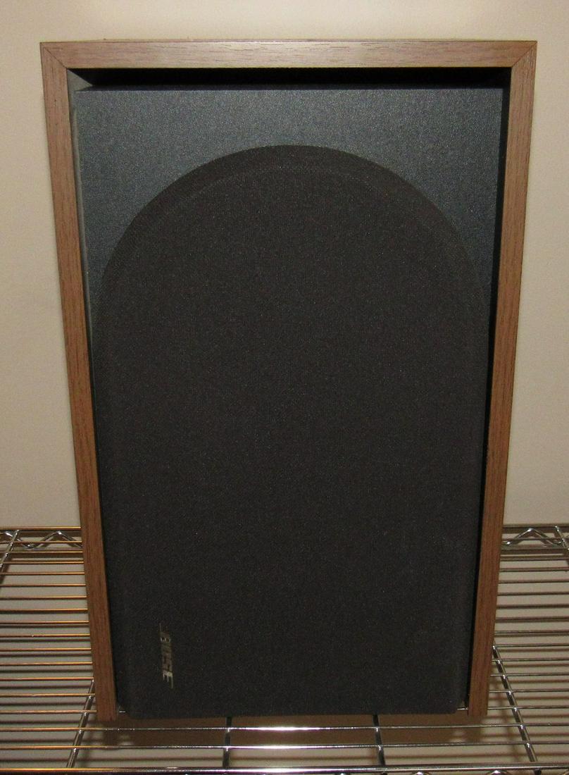 Bose 4.2 Series II Speaker: Approx 9 1/4" x 10 1/2" x 17" tall