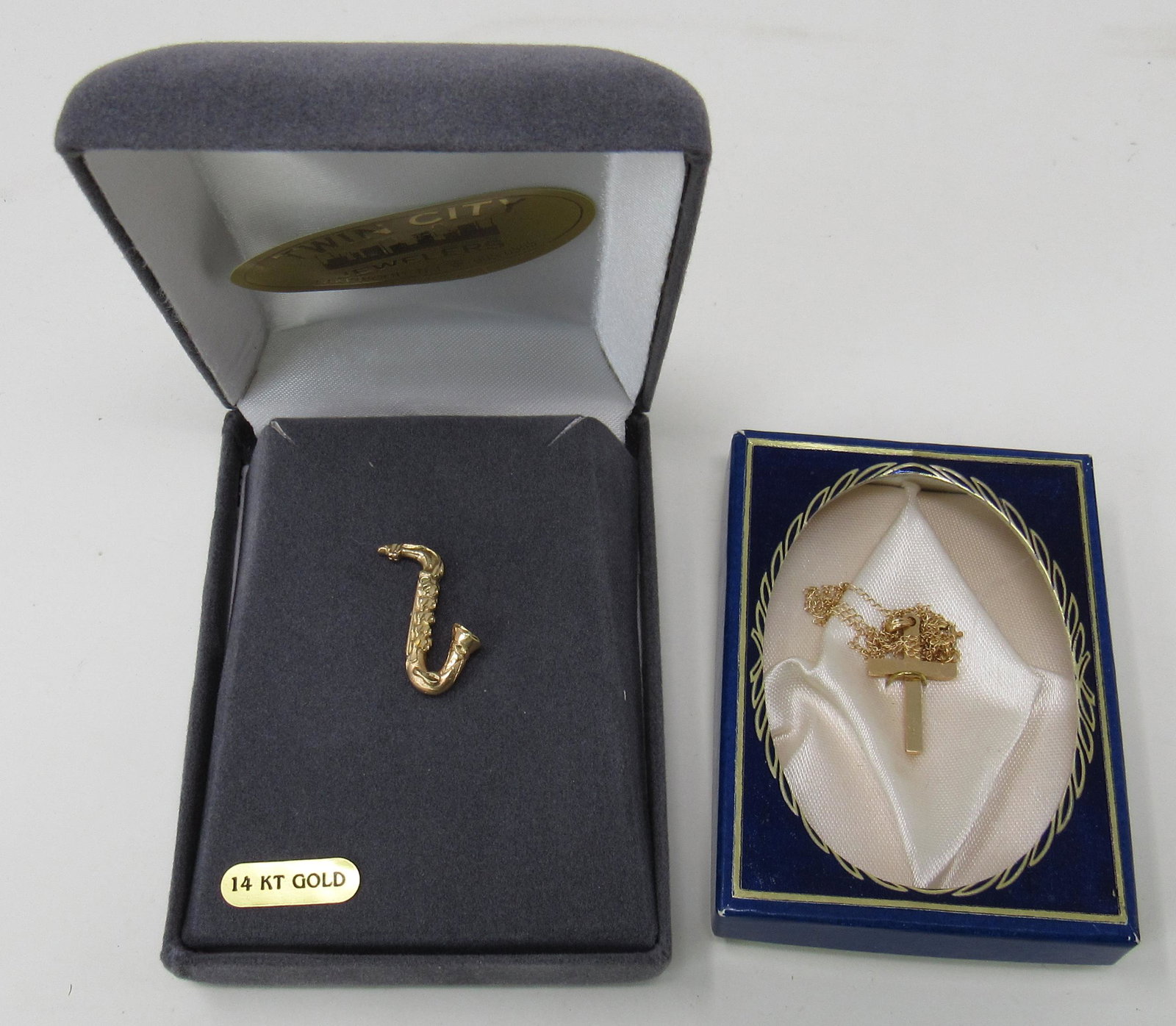 14K Gold Saxophone Pin Cross & Necklace: All marked 14k. Saxophone is approx 15/16" long