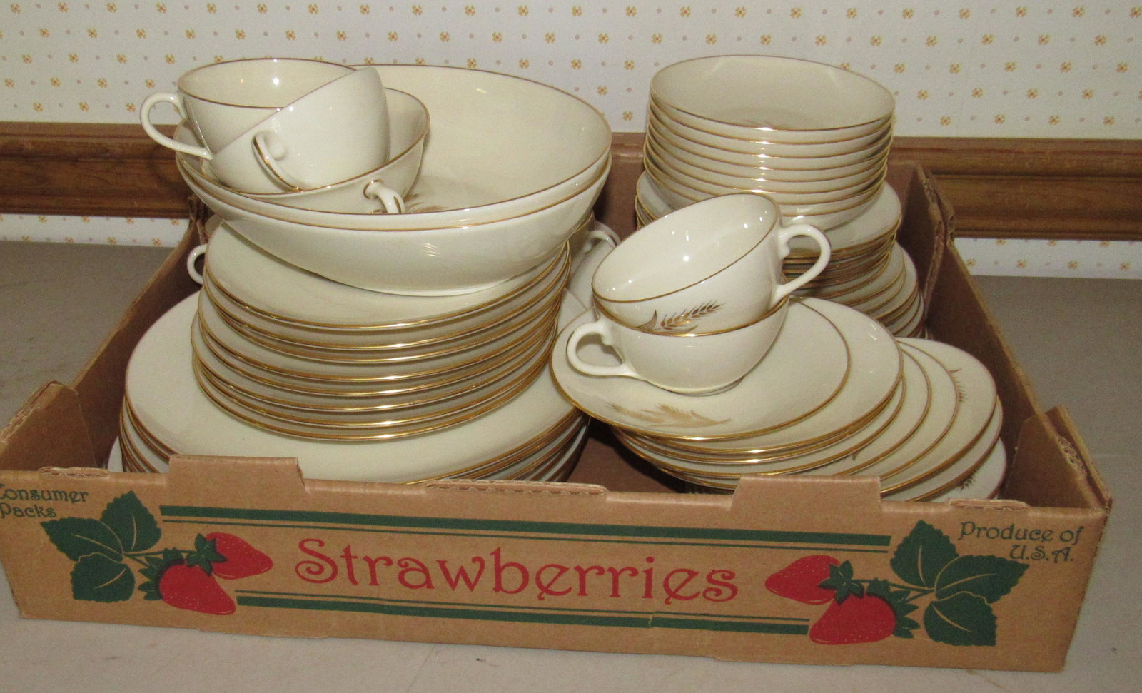 Lenox Wheat Dinnerware: Approx 65 pieces