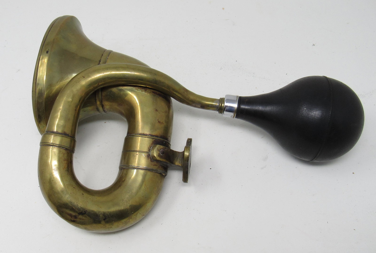 Brass Rubes Antique Car Horn: Approx 12" long