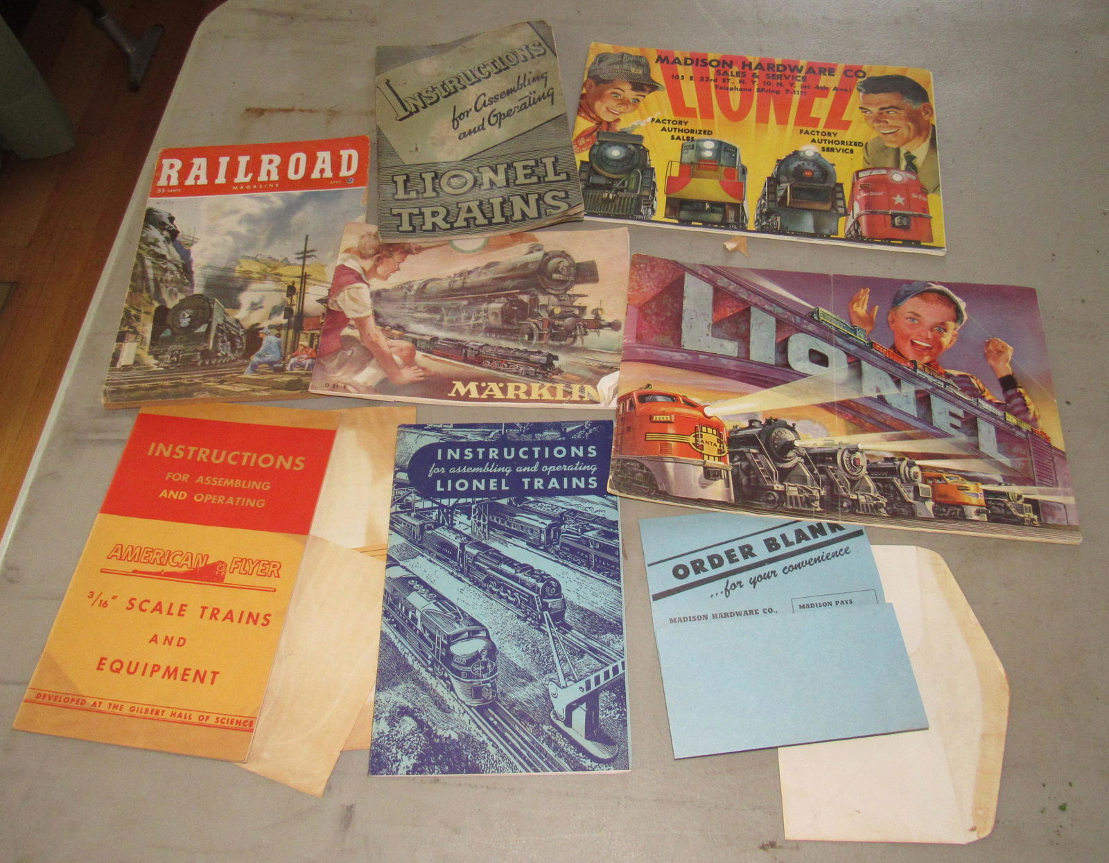 Lionel Marklin American Flyer Train Brochures Catalogs: Getting all pictured