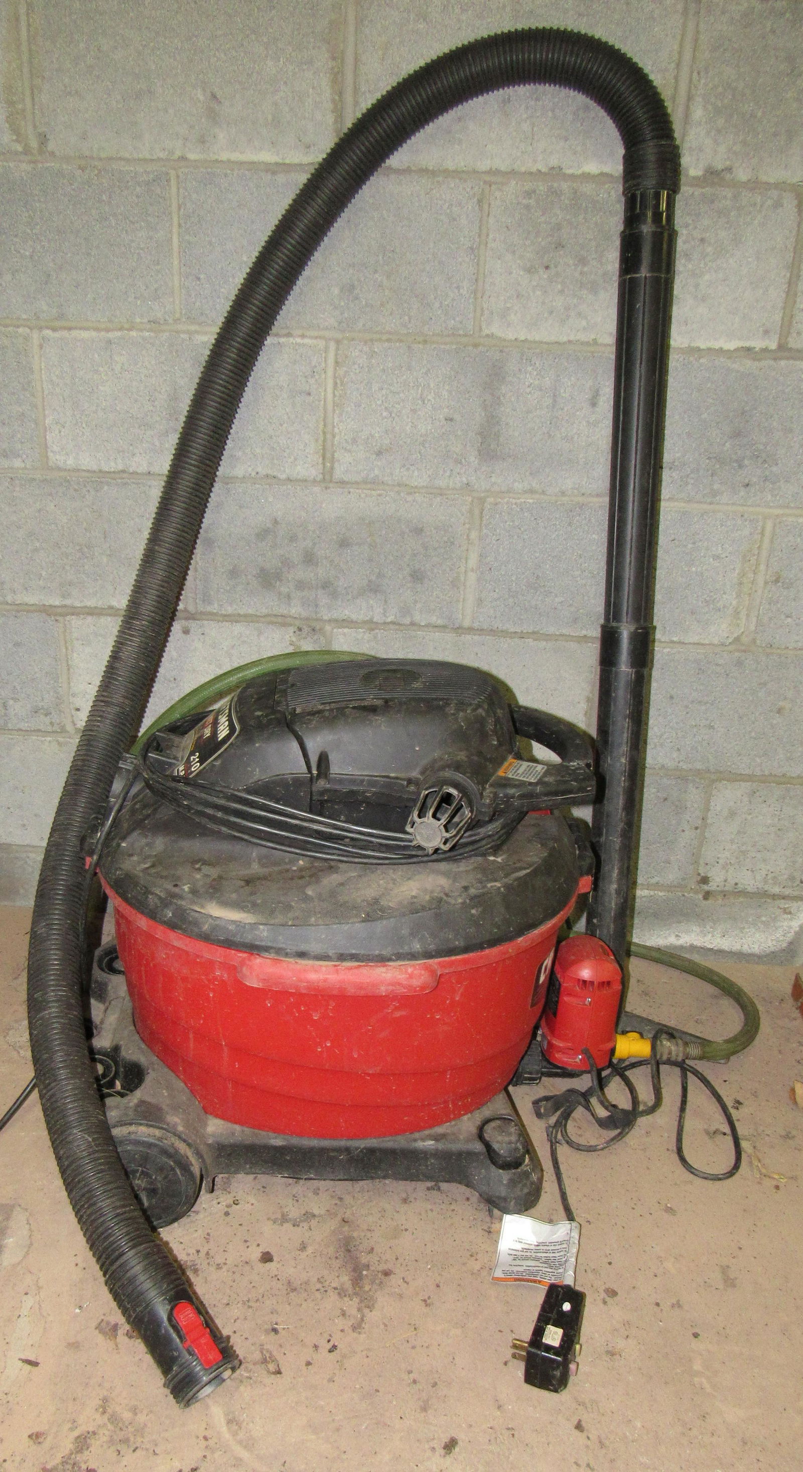 Craftsman Wet / Dry Vac: Shop Vac