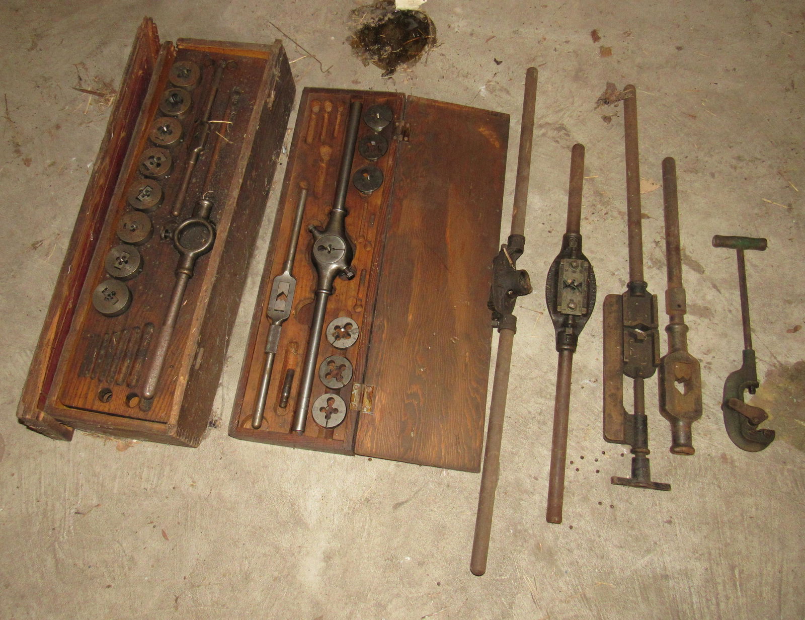 Little Giant Taps & Dies: Getting all pictured