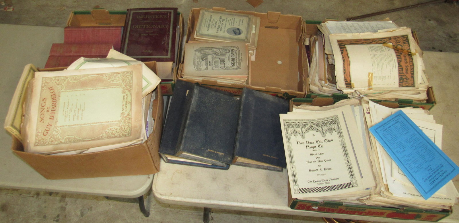 Metropolitan Grand Opera & Misc Sheet Music: Getting all on table