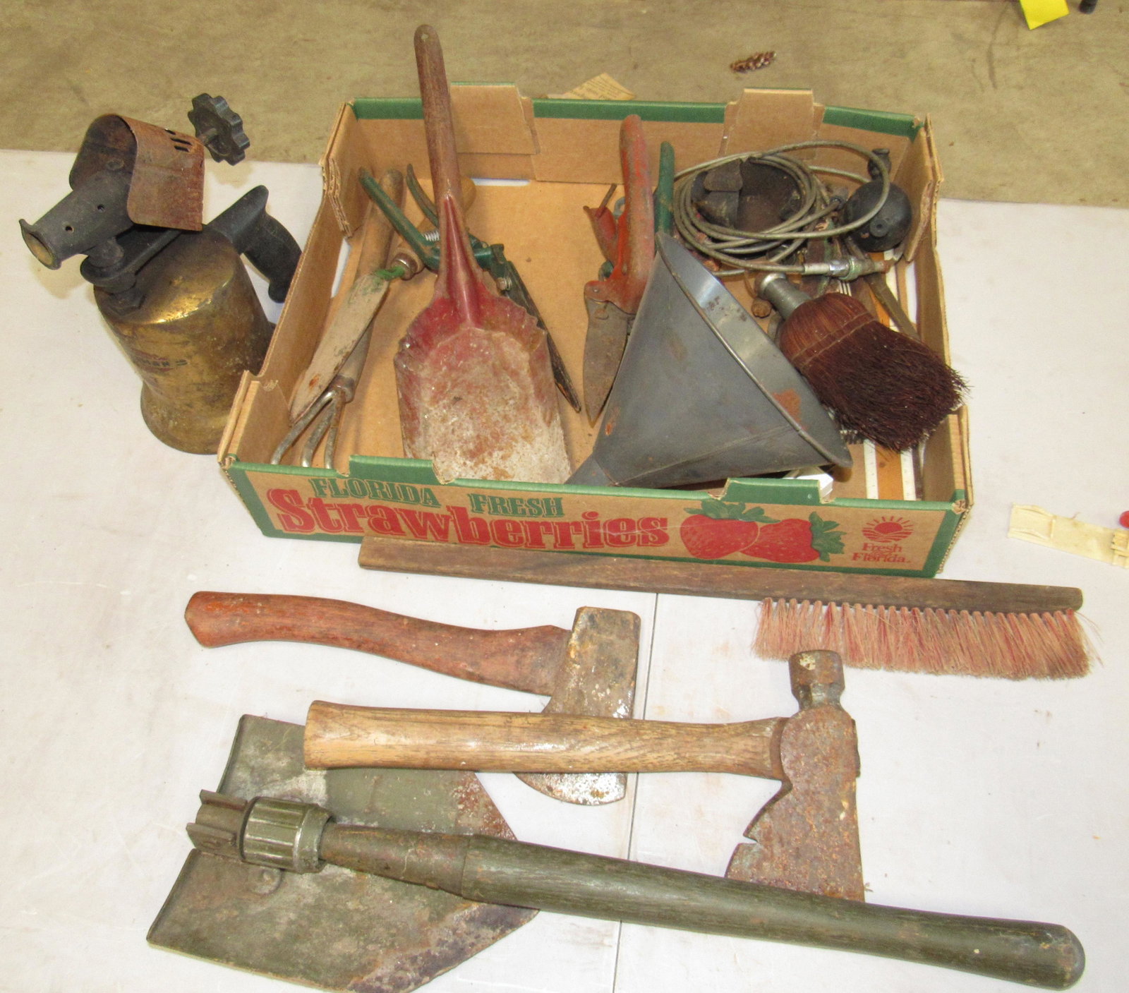 Axes Trench Shovel & Misc Tools: Getting all pictured