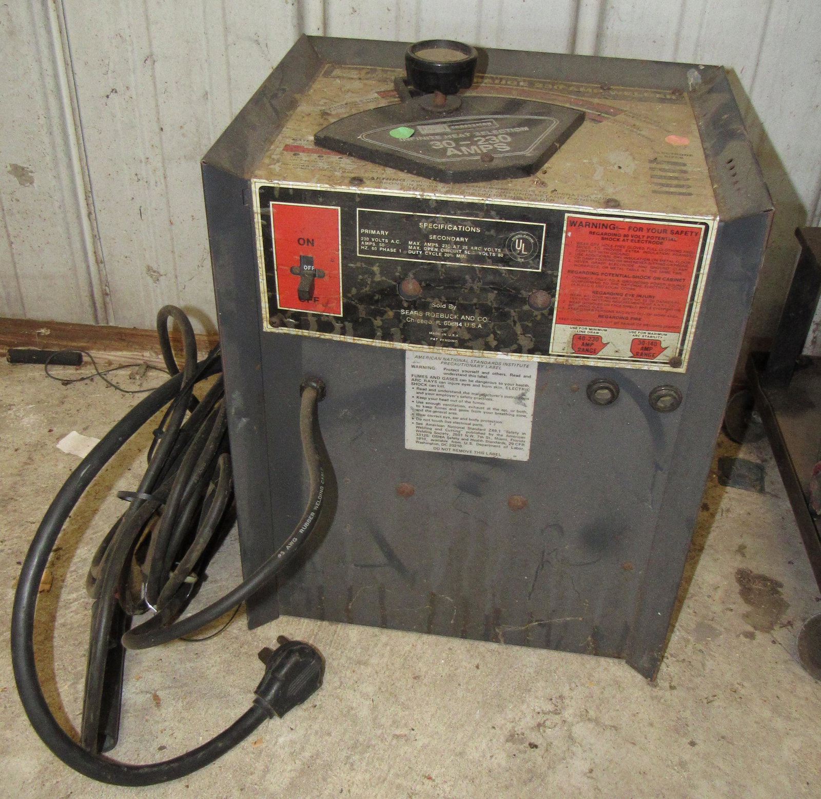 Craftsman Dual Range 230 Amp Welder: Welder