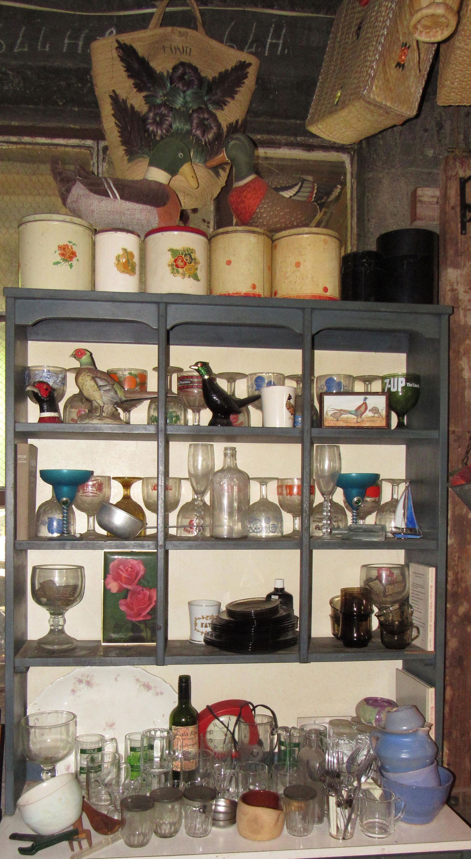 Contents of Hutch Glassware Kitchenware Misc: Lot includes everything in and on hutch, Take what you want and leave the rest. ITEMS MUST BE REMOVED BEFORE NOON ON PICK UP DAY !