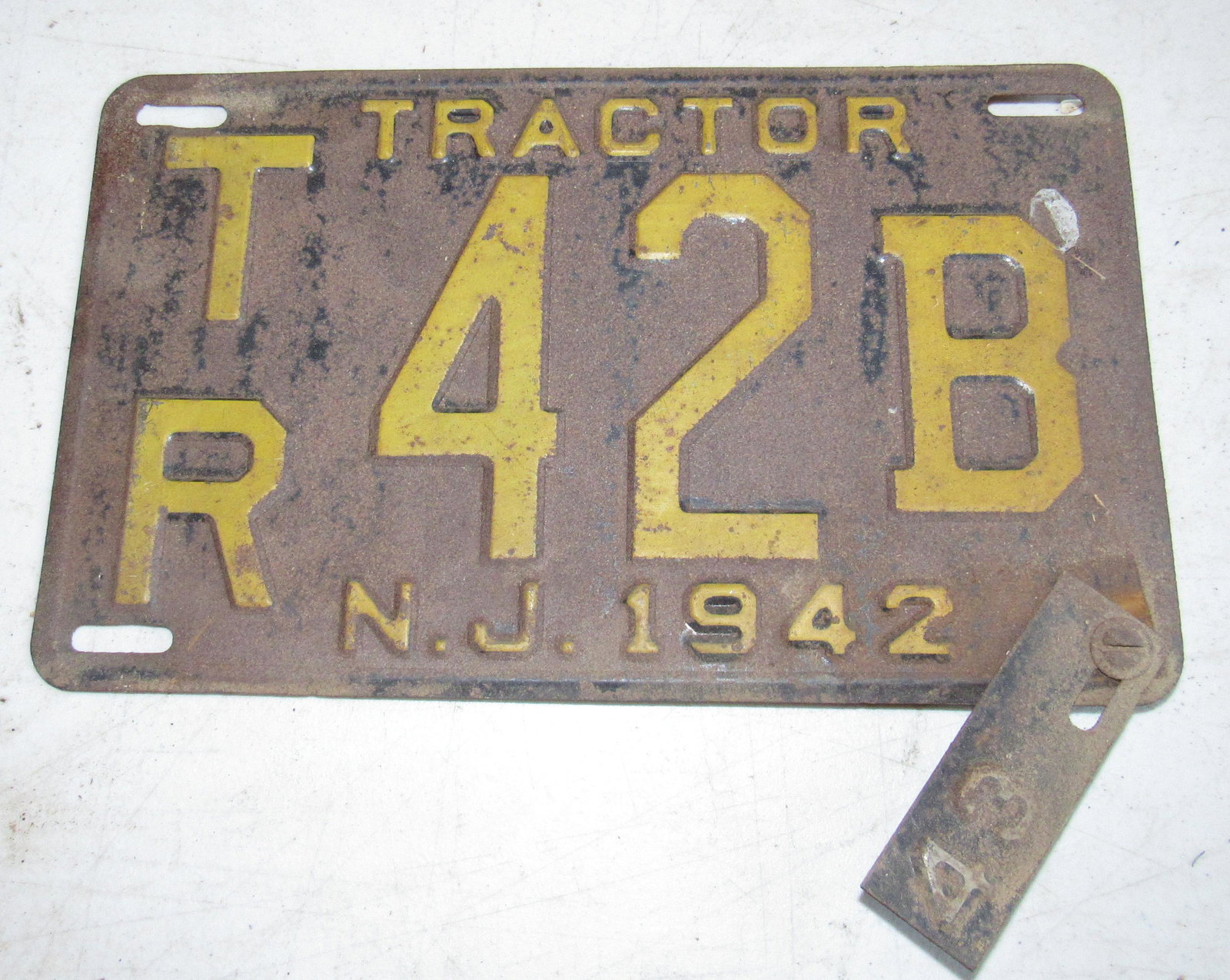 1942 NJ Tractor License Plate: New Jersey Plate