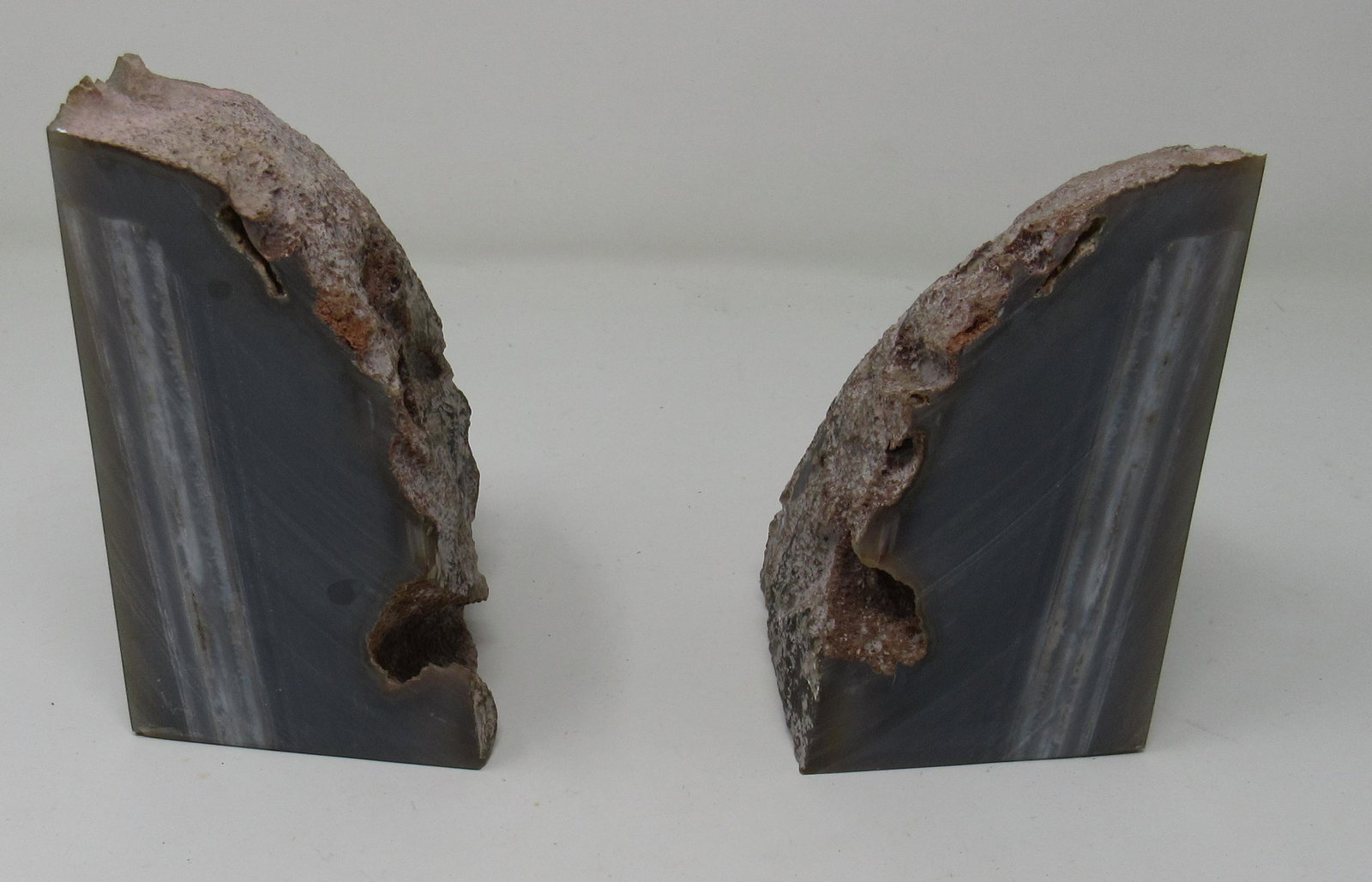 Agate Mineral Bookends: Approx 3"x4"x5 1/4"