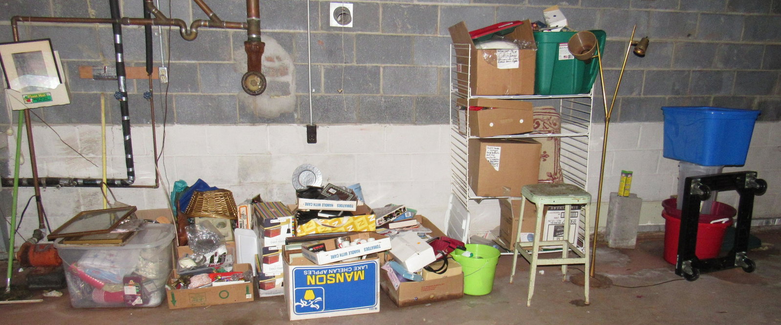 Stool Dolly Partial Wall Contents: Lot includes all pictured . Take what you want and leave the rest