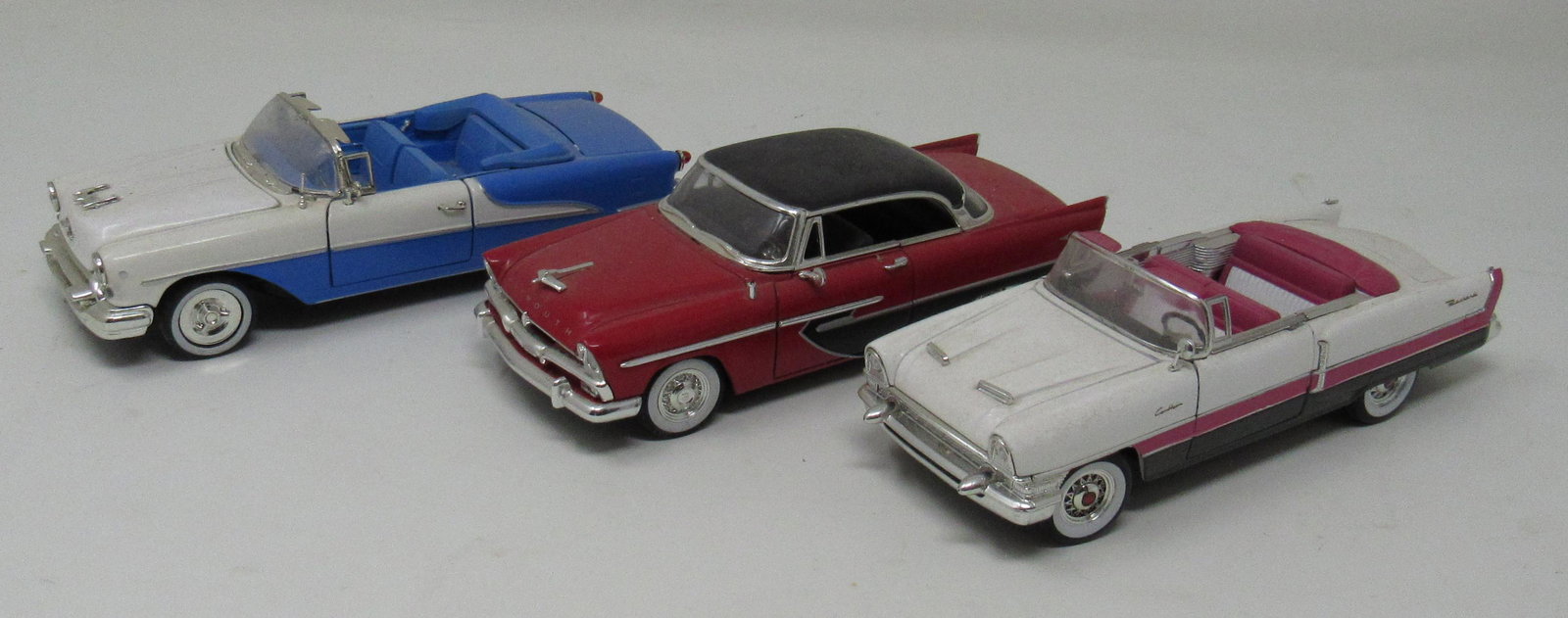 Plymouth Packard Oldsmobile Diecast Cars: Apprx 6 1/4" long