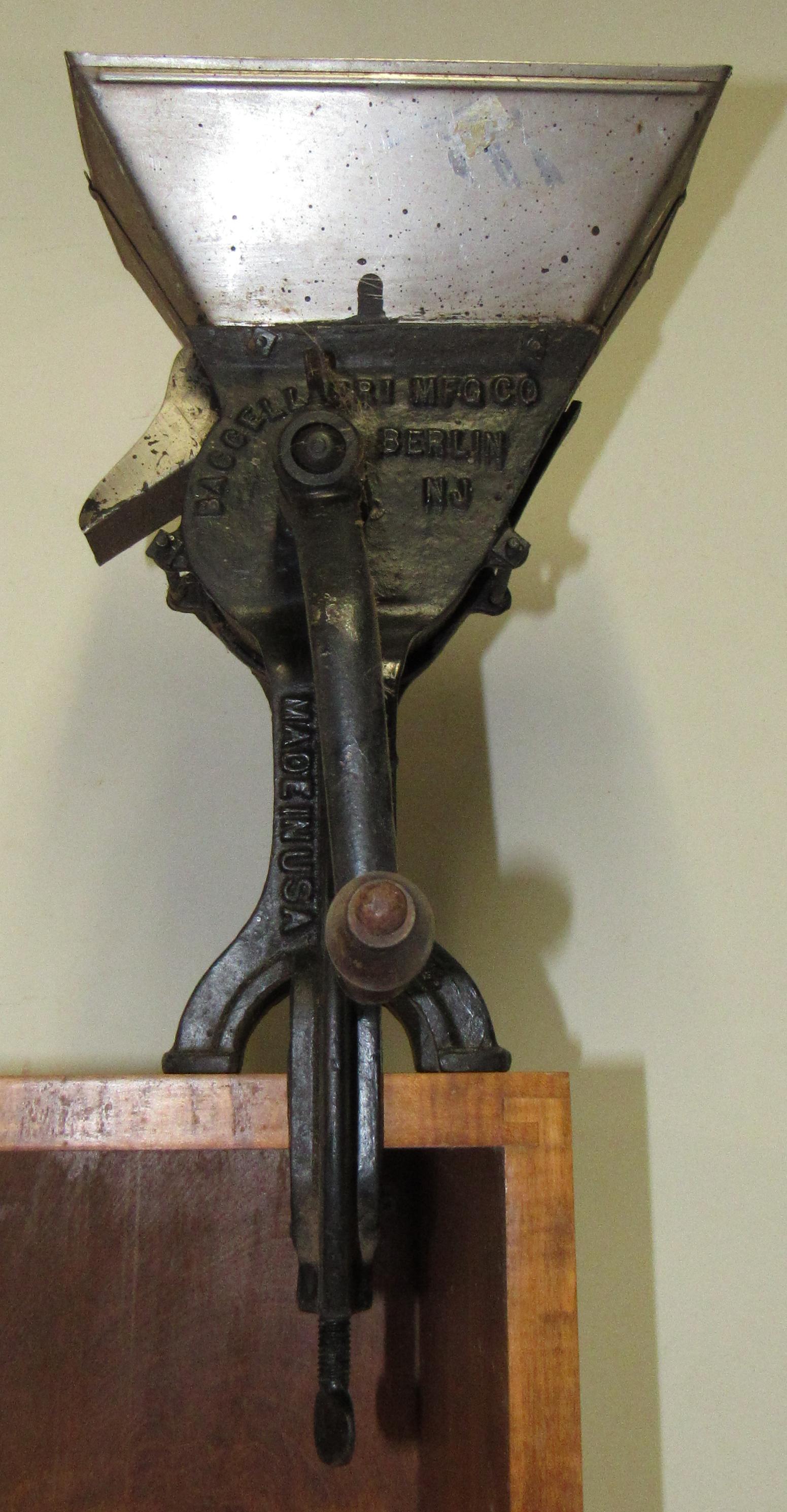 Baccellieri Berlin NJ Clamp On Grater: Approx 16 3/4" in total length