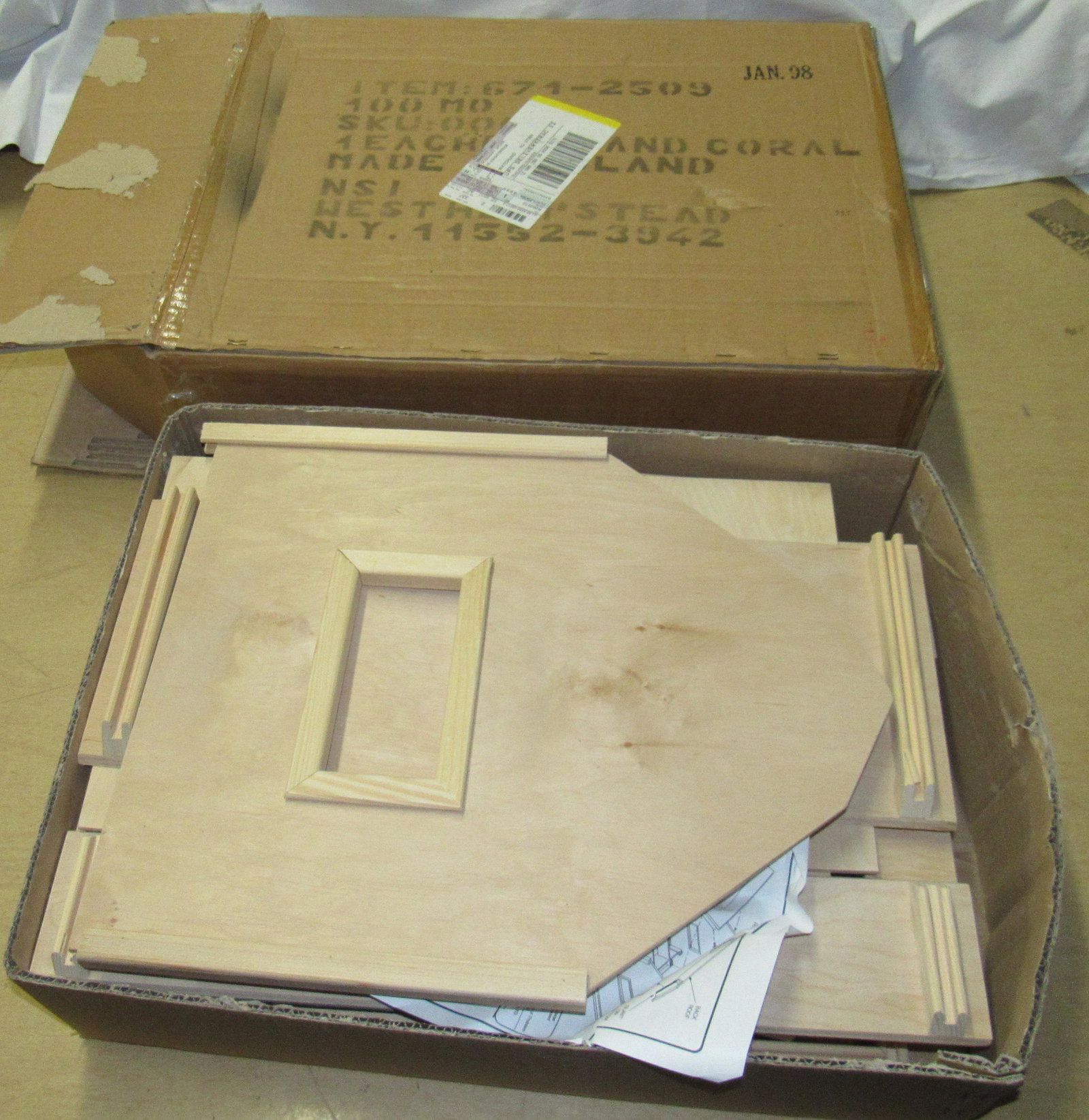 Wooden Barn in Box: New in box
