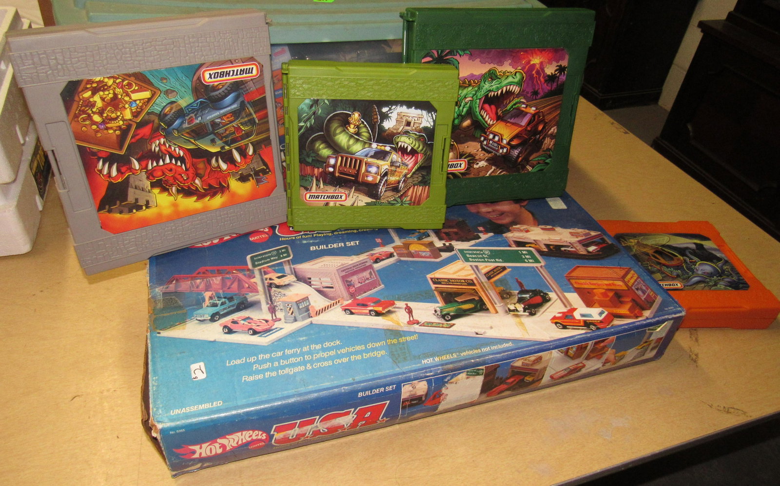 Hot Wheels Builder Set Matchbox Accessories: Getting all 5 pictured