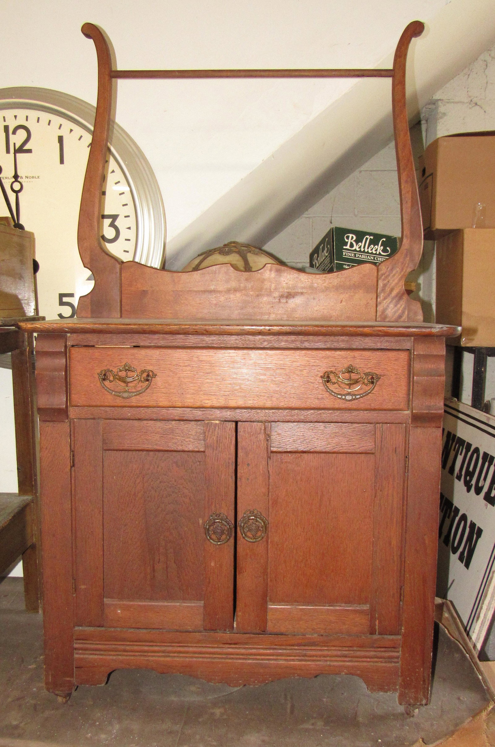 Oak Washstand: Apprx 16" x 30" x 52 1/2" tall
