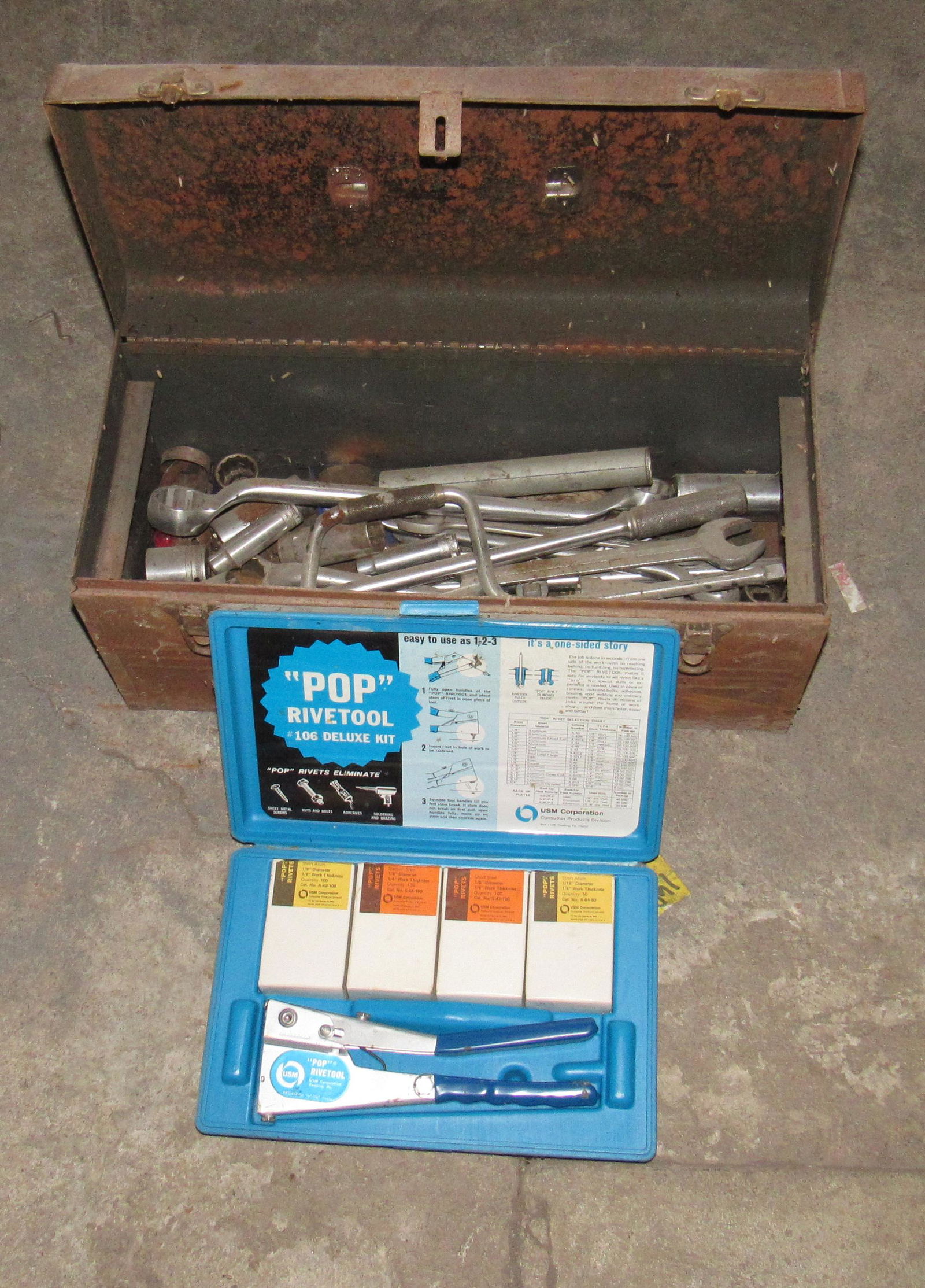 Toolbox with Snap On & Blue Point Wrenches Breaker Bar: Getting all pictured. The las picture has the Snap On in right pile and Blue Point in left