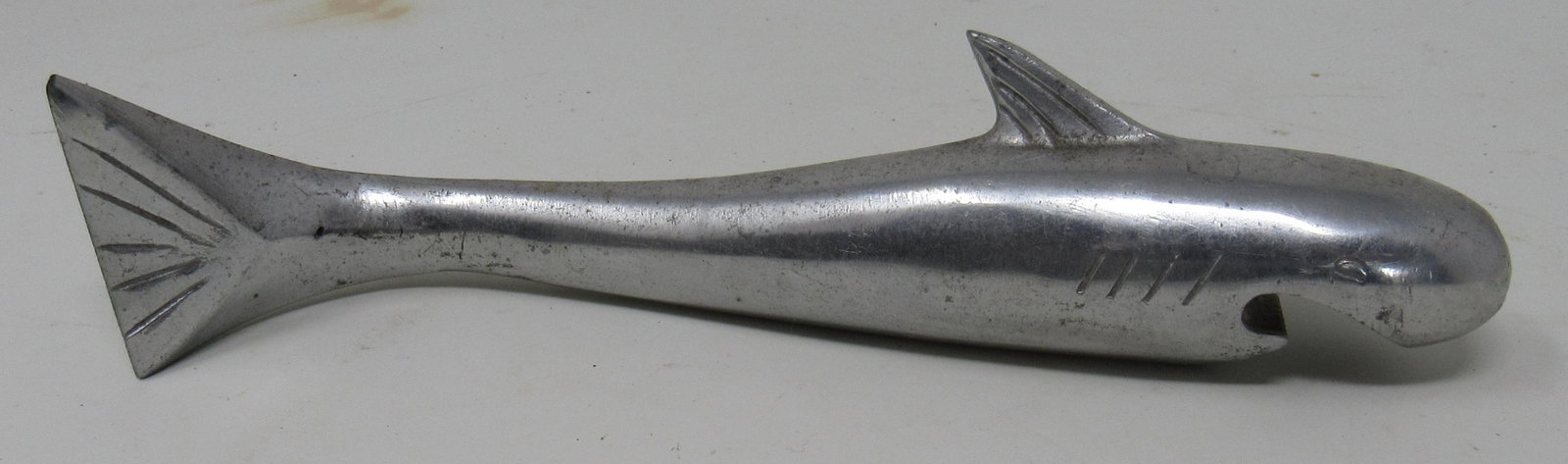 Aluminum Fish Bottle Opener: Approx 6 3/4" long