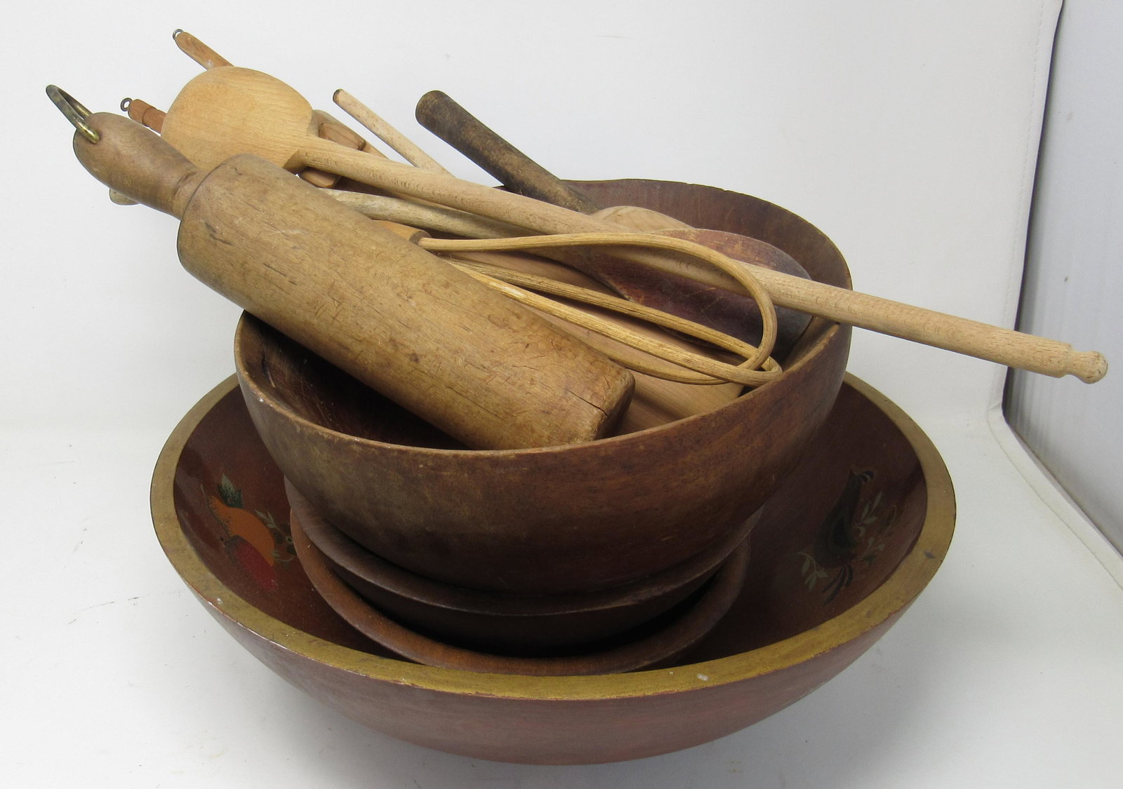 Woodenware Bowls Spatulas Misc Kitchenware: Getting all pictured