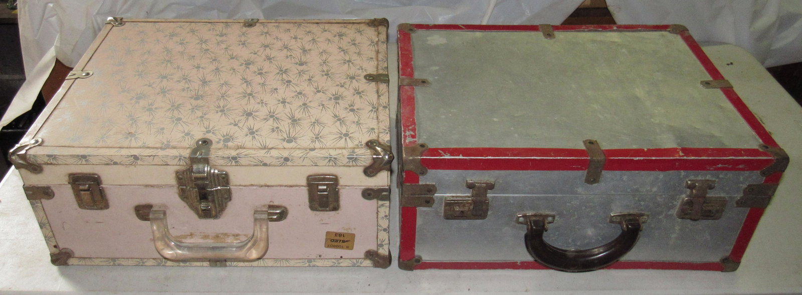 Vintage Roller Skates and Cases: Getting all pictured