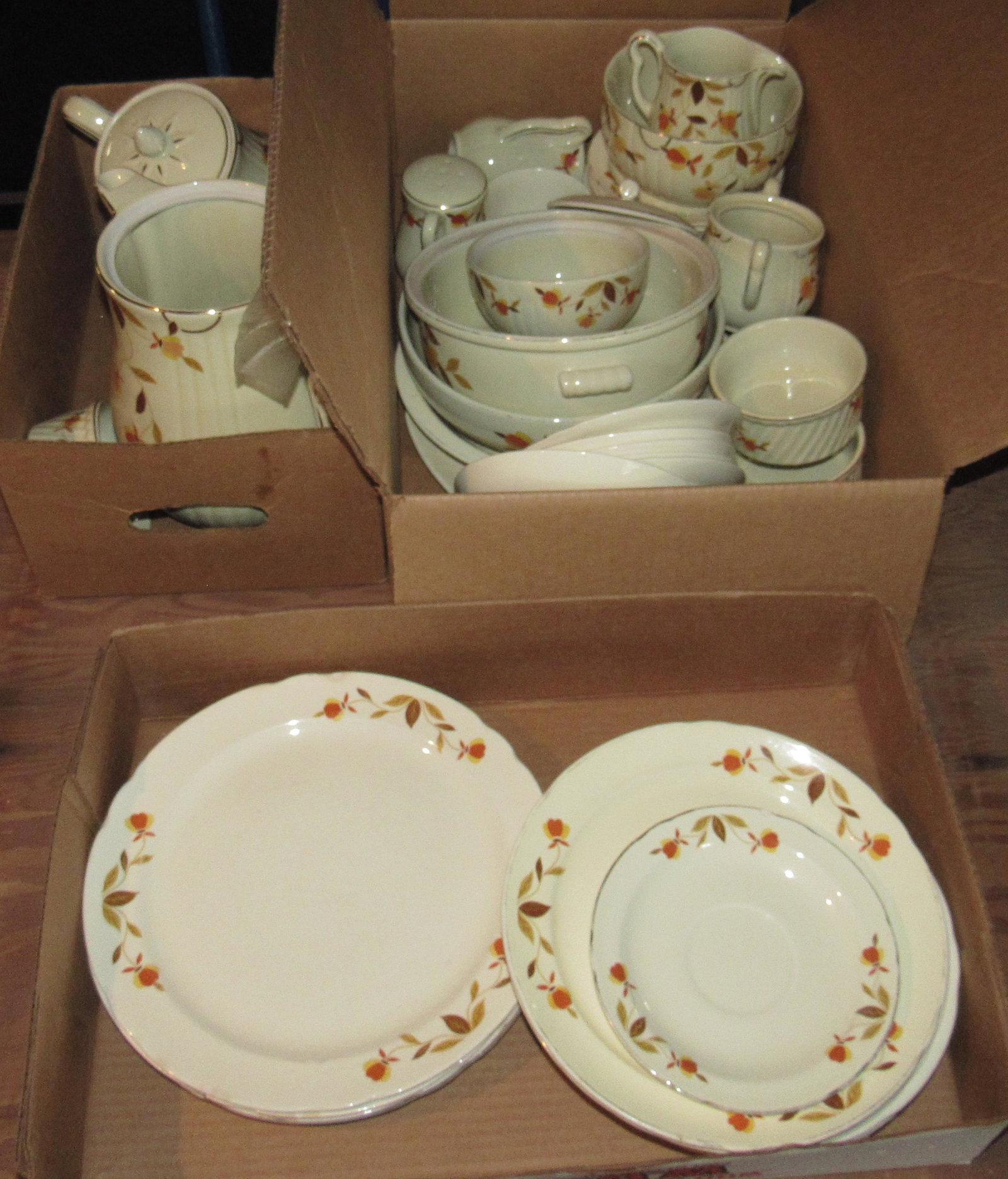 3 Boxes of Hall Autumn Leaf Dinnerware: Getting all in the 3 boxes