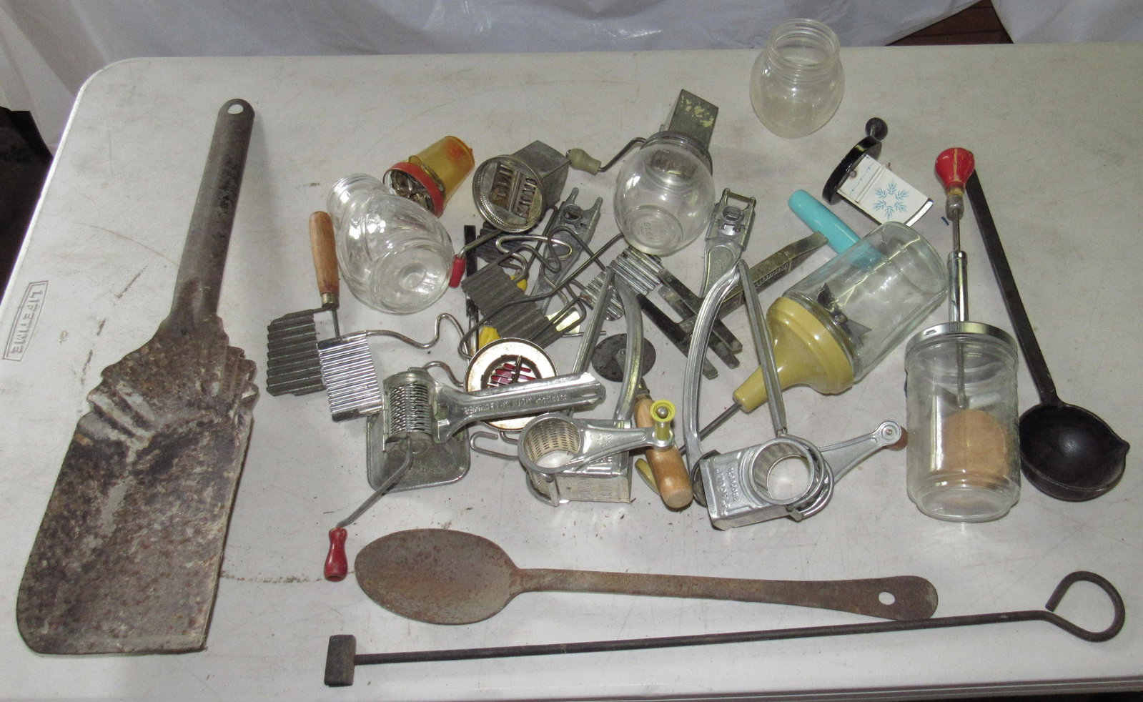 Ladle Coal Scoop & Misc Kitchenware: Getting all pictured